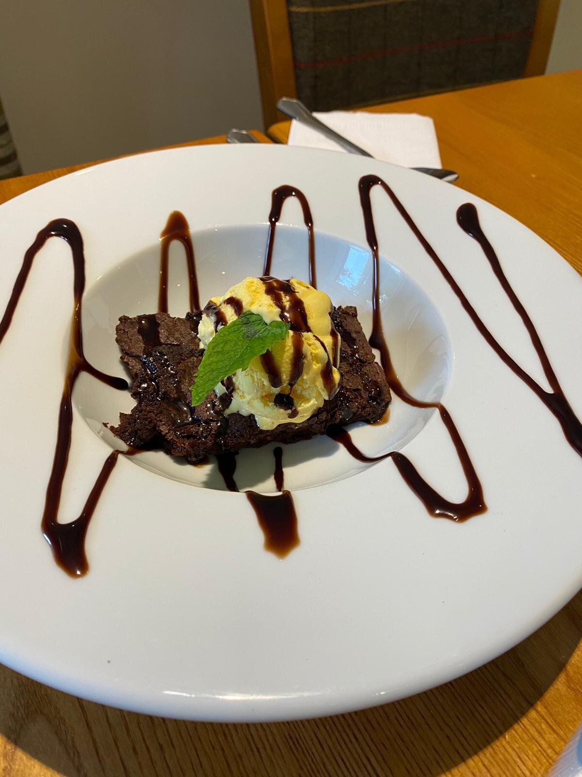 Castello Bar Restaurant