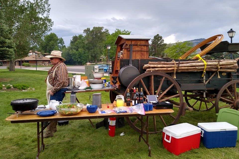 2 Mules Chuckwagon
