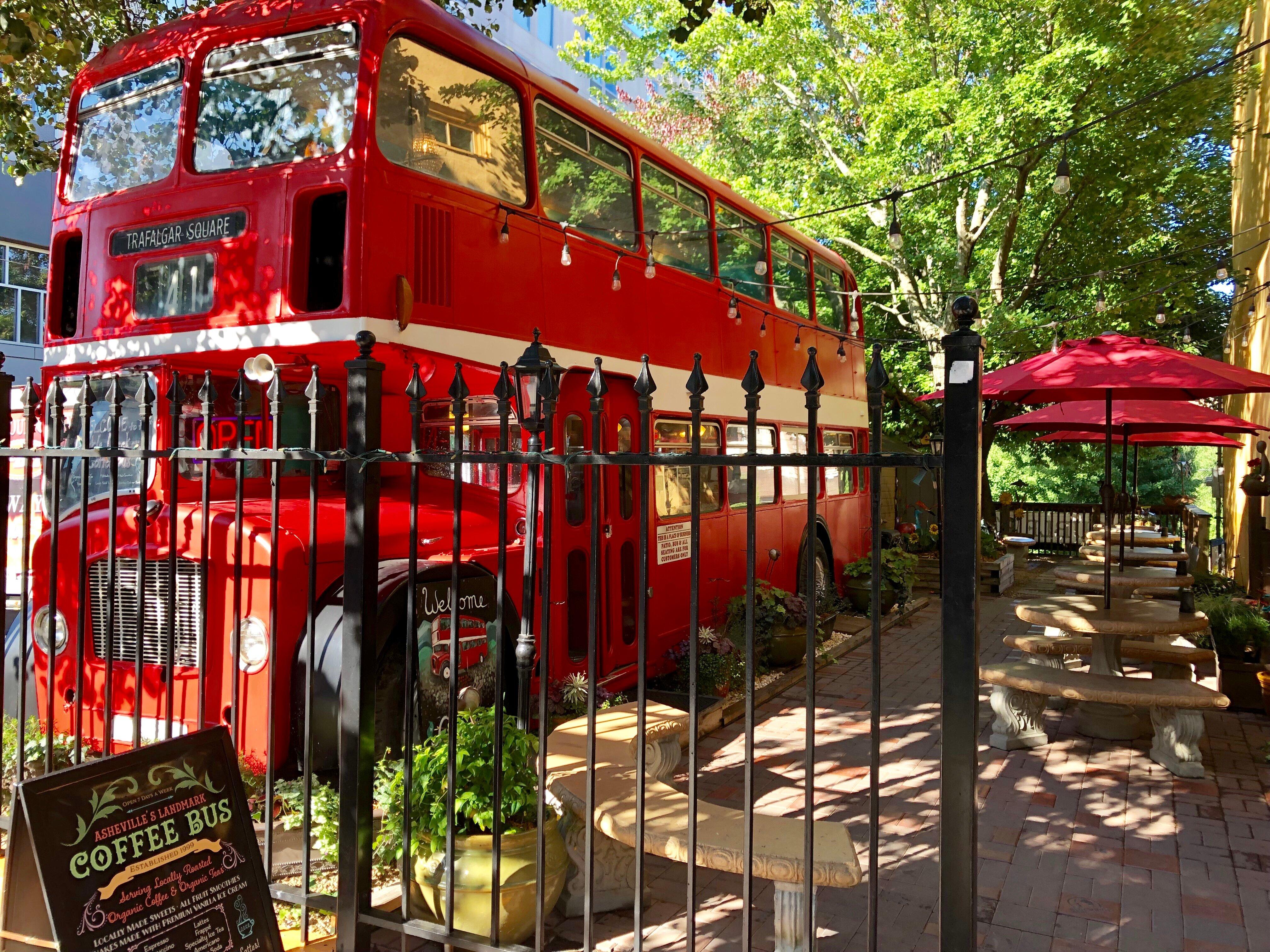 Double D's Coffee & Desserts