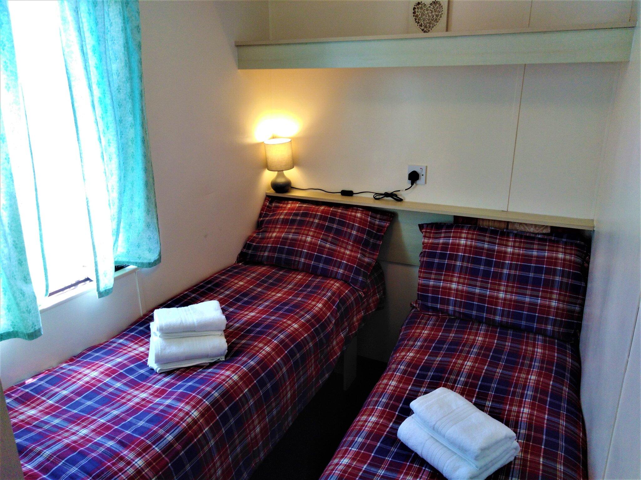 G4 Caravan Sandown Fairway Holiday Park