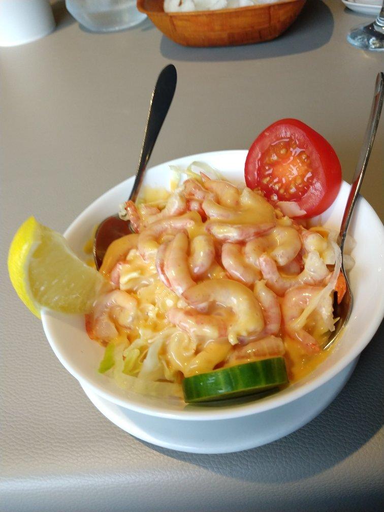 Riverside chinese restaurant