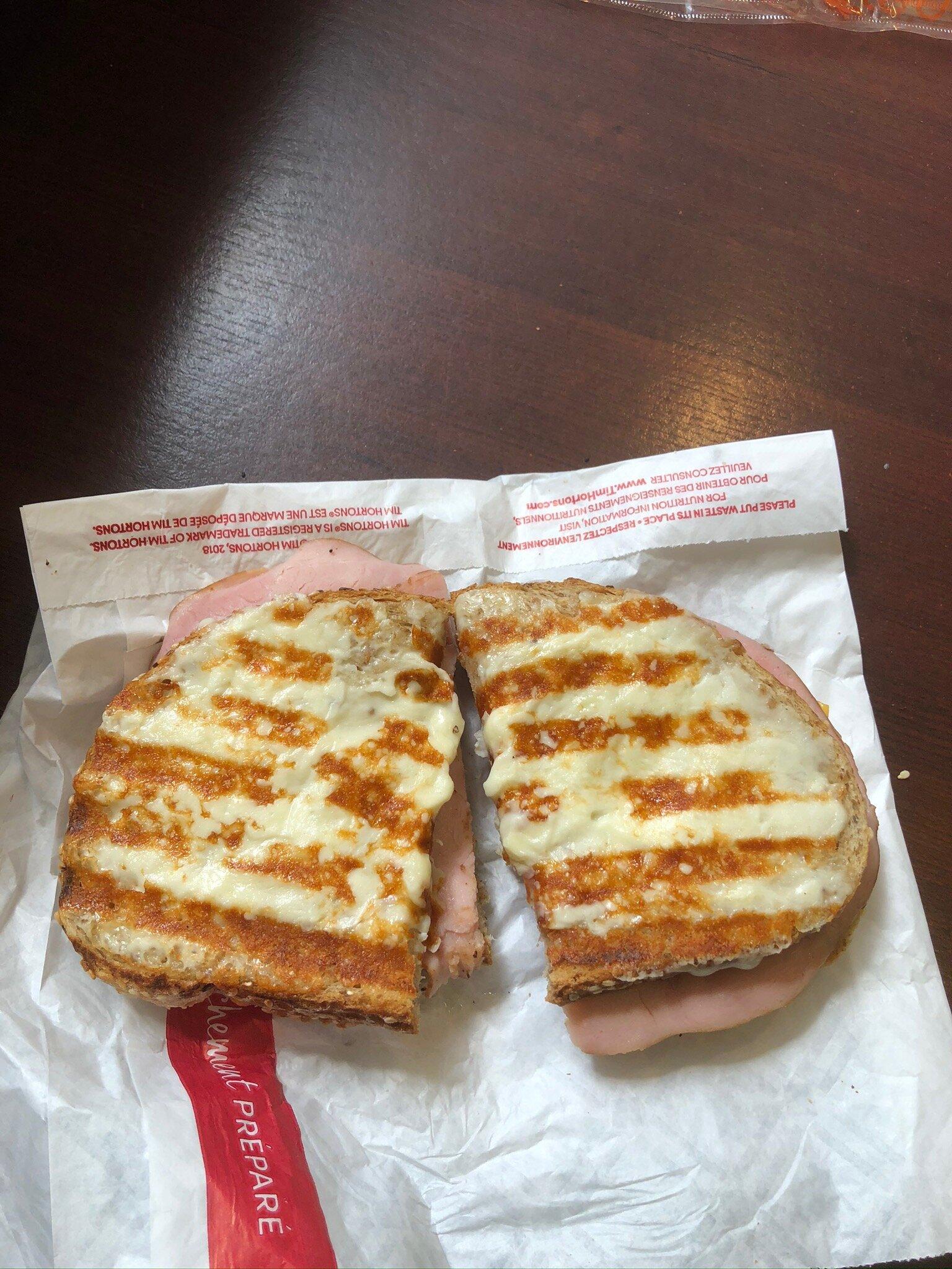 Photo by NoshTraveller