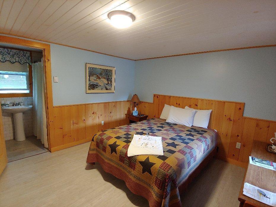 Blueberry Hill Motel