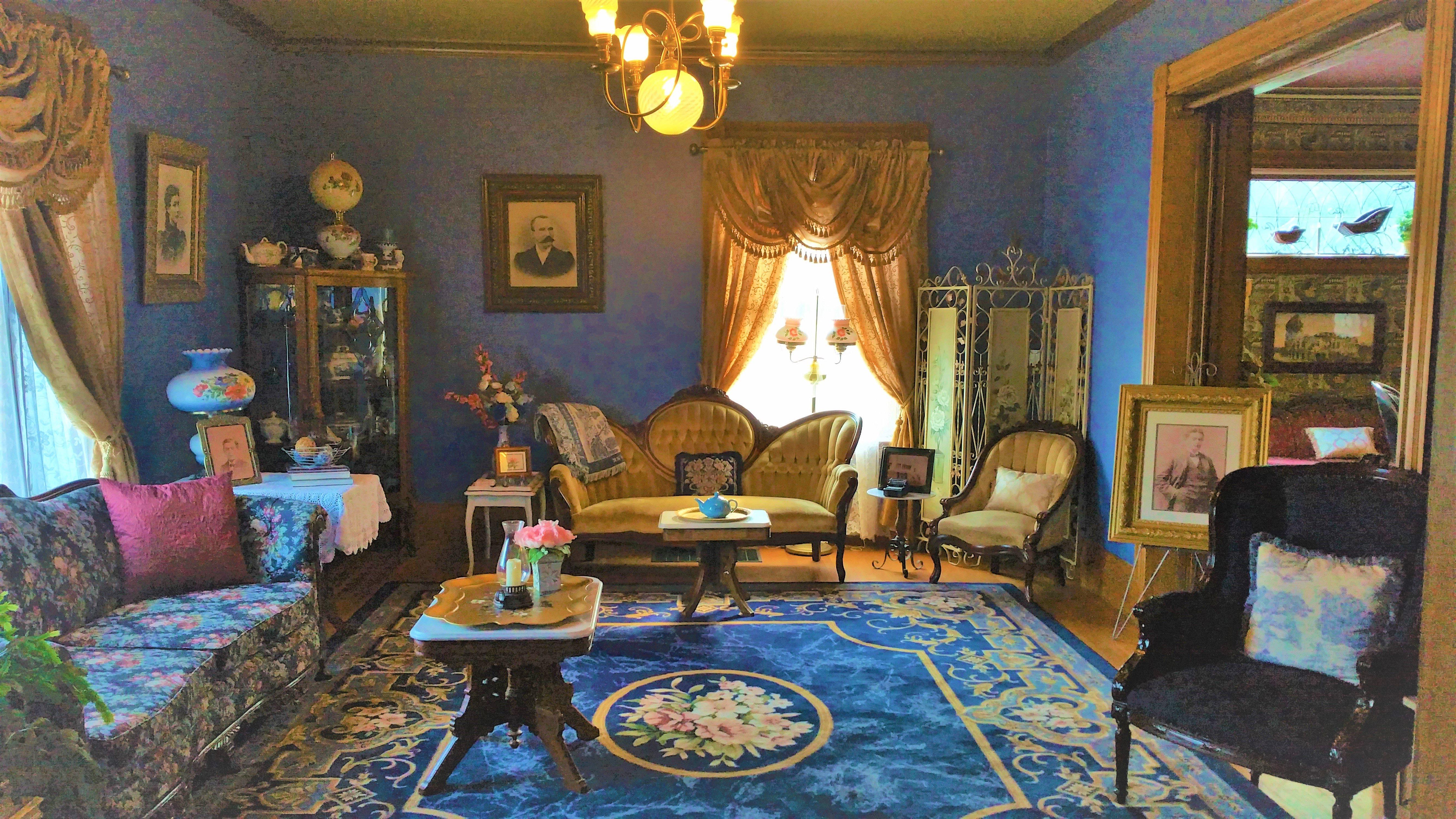 Blue Rose Victorian Bed & Breakfast