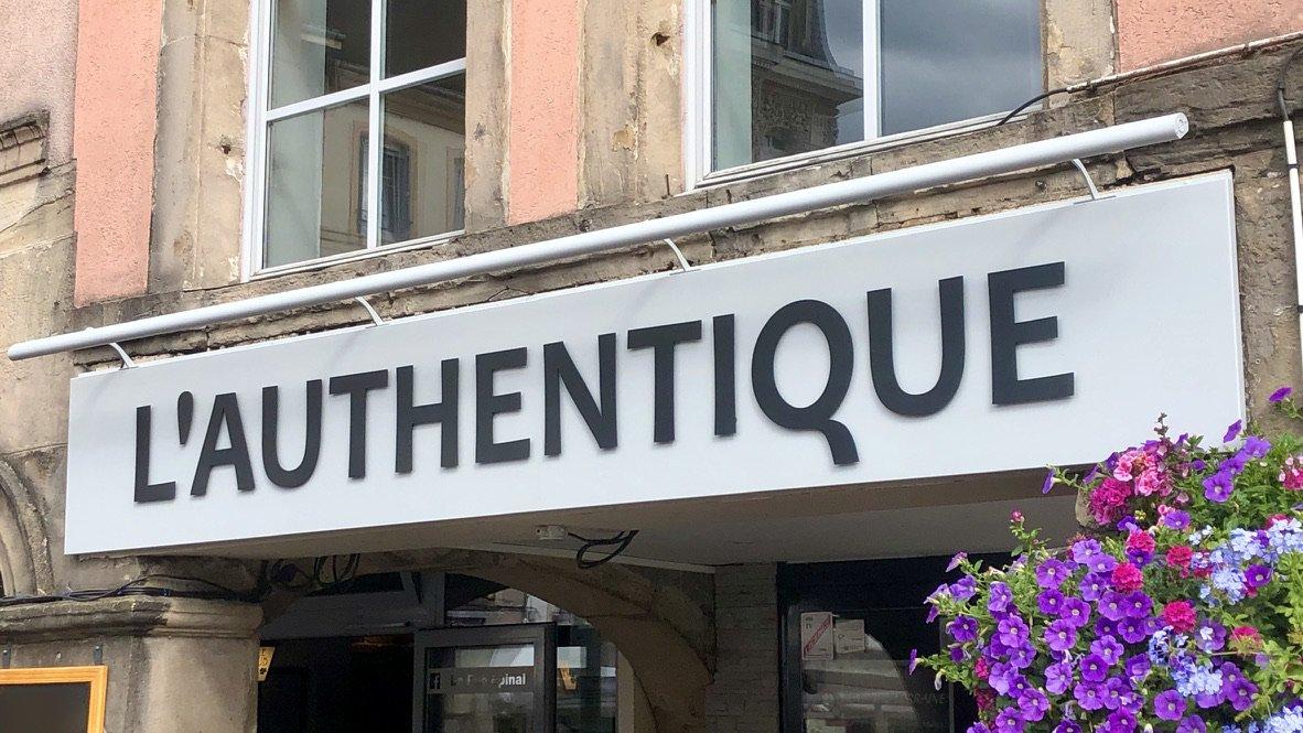 L'AUTHENTIQUE