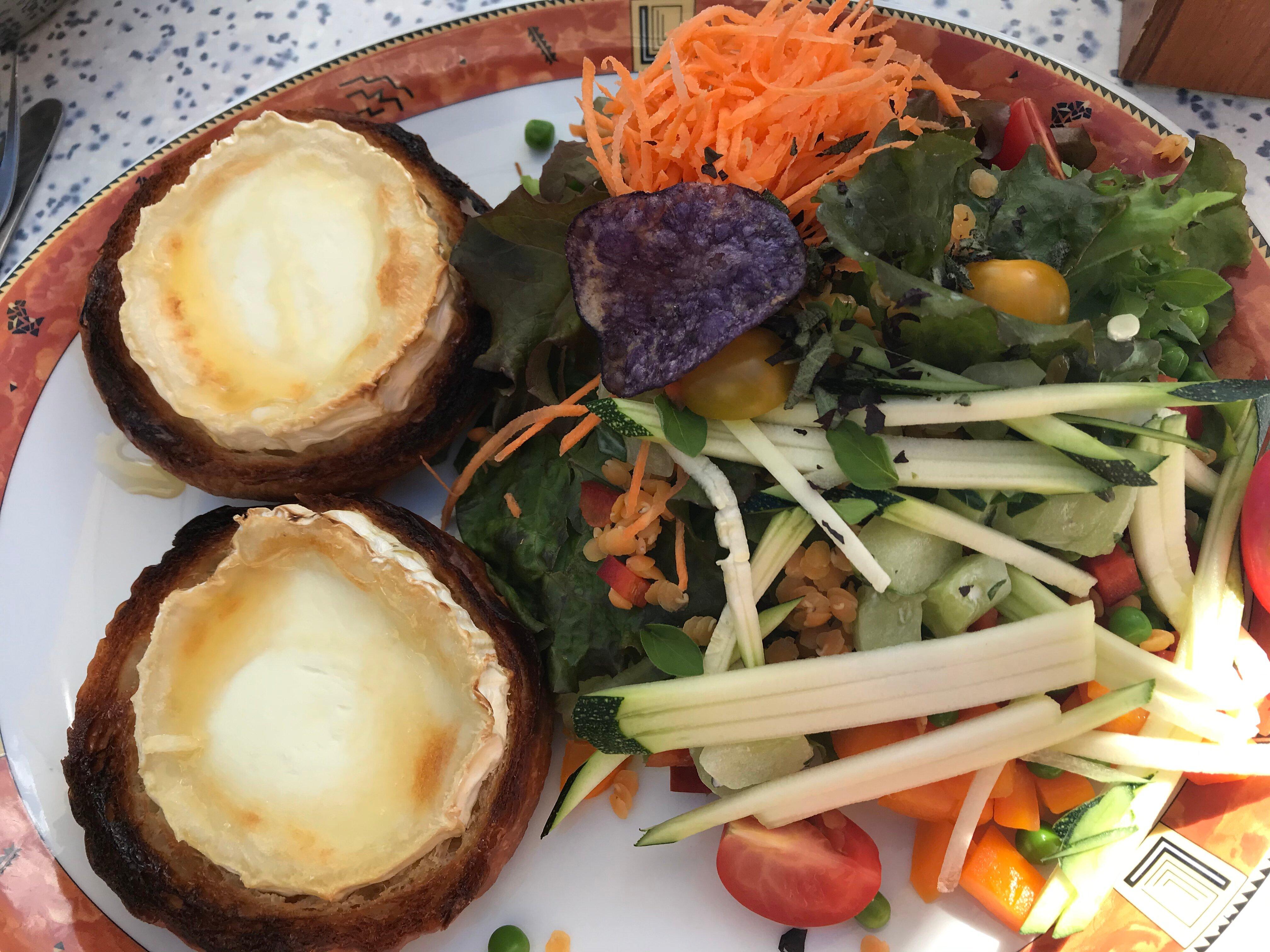 Lou Baitandys Bar Restaurant