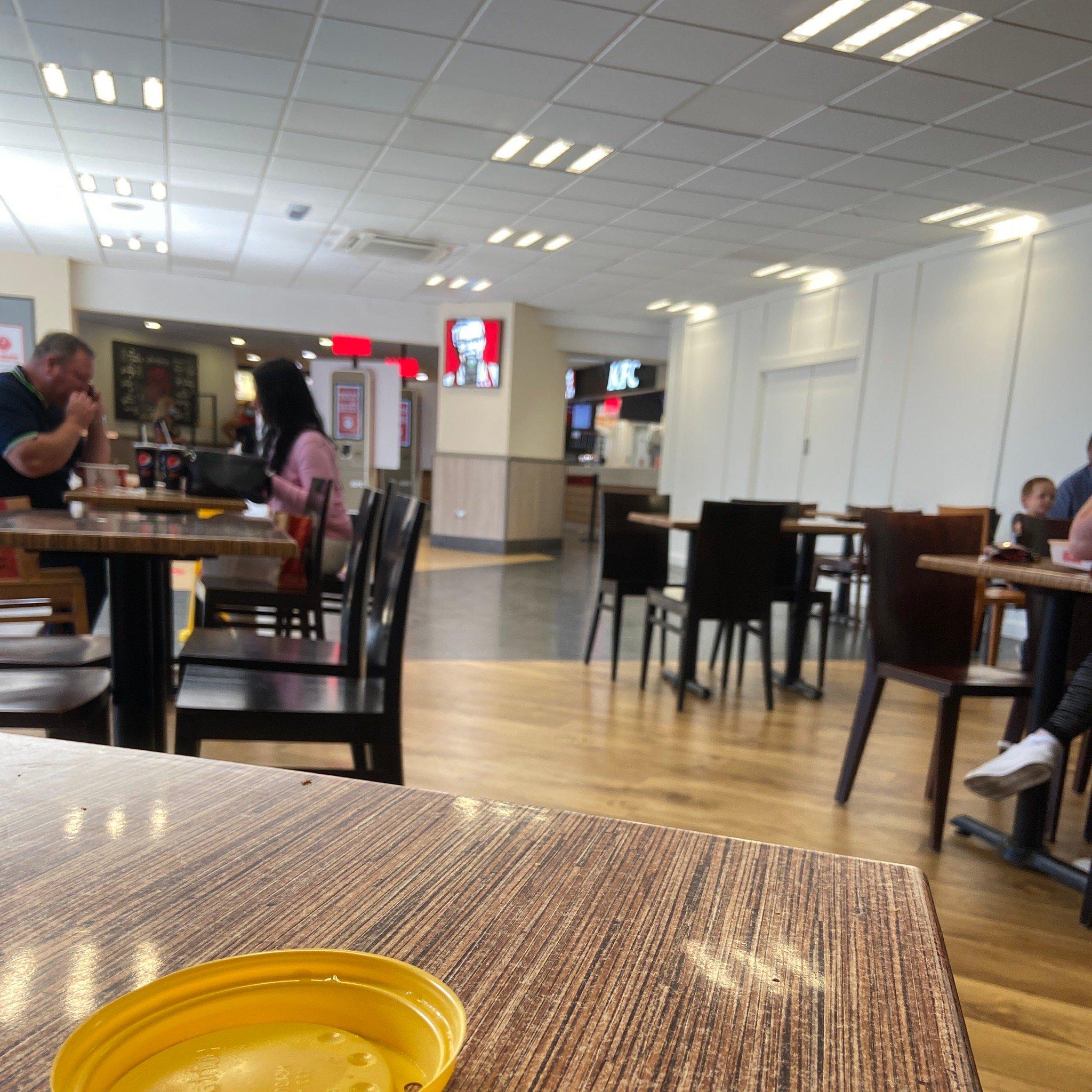 Welcome Break Woodall Services M1