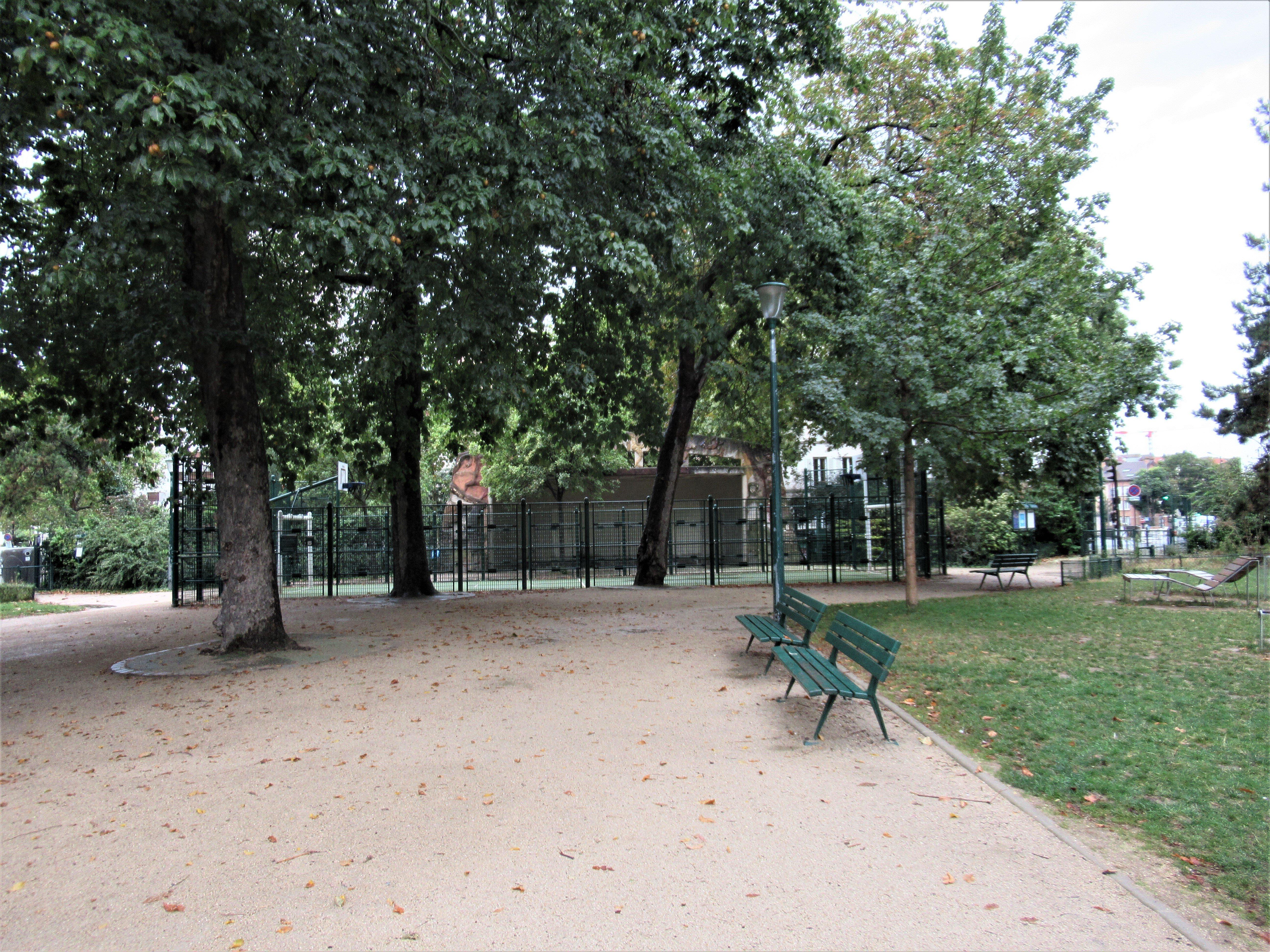 Square Jean Leclaire