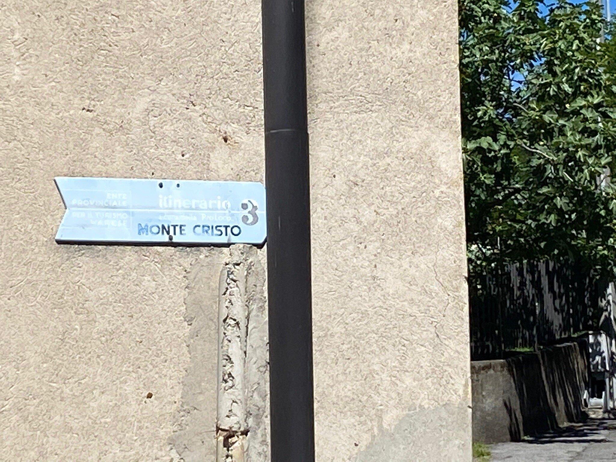 Strada Per Montecristo e Lazzaretto