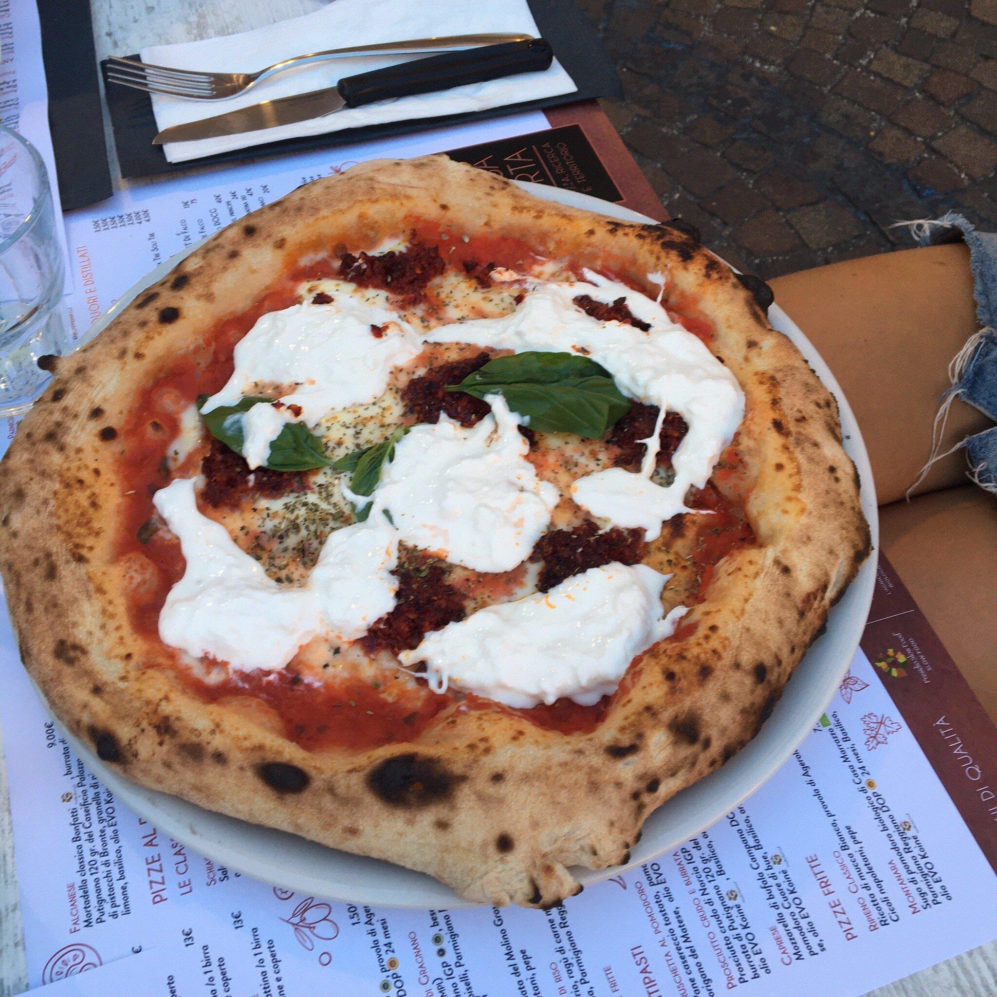 Casa Hirta pizza,ricerca e territorio