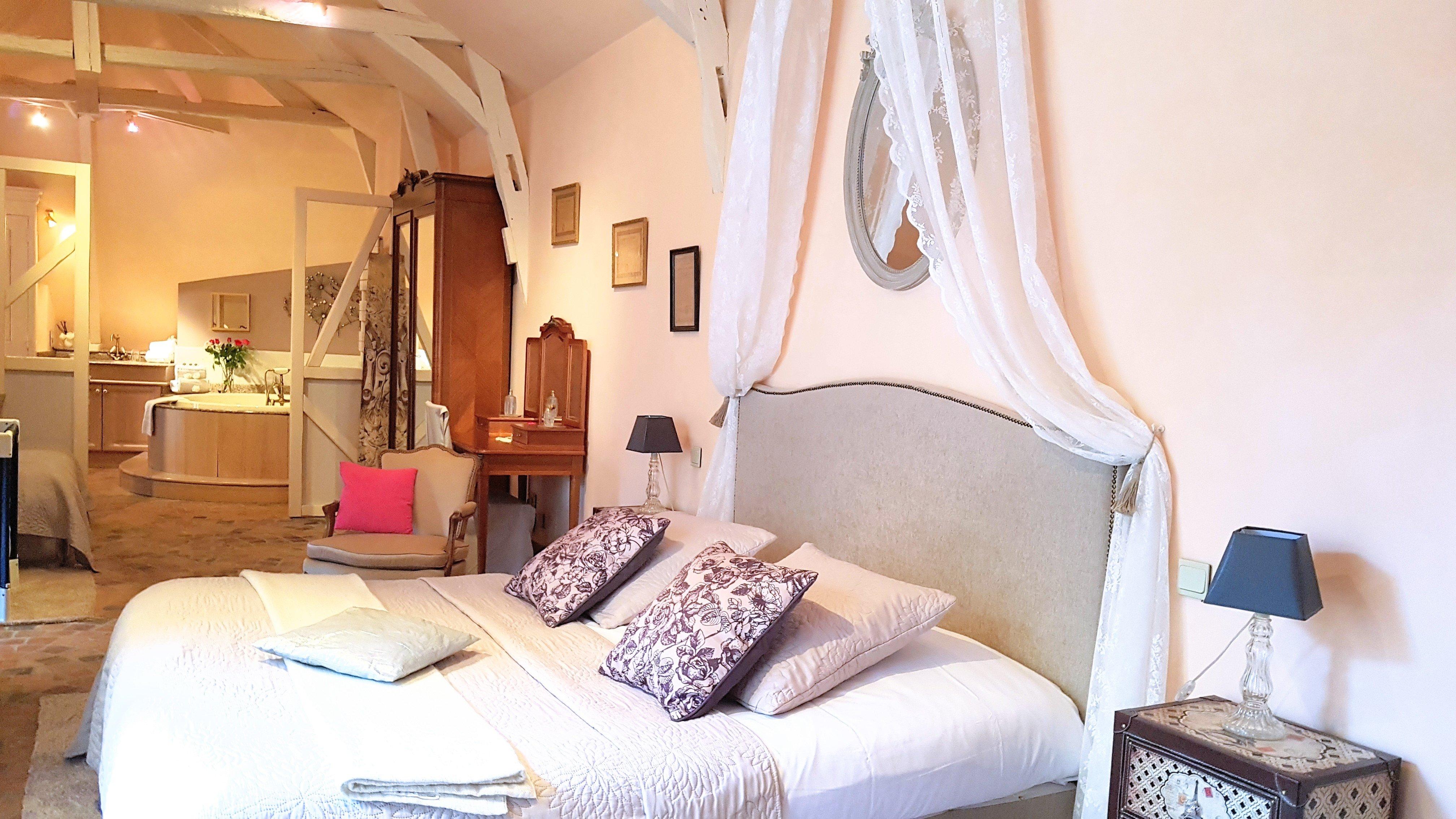 Le CDV Chambres d’hôtes insolites & Bar à ambiance à Lohéac