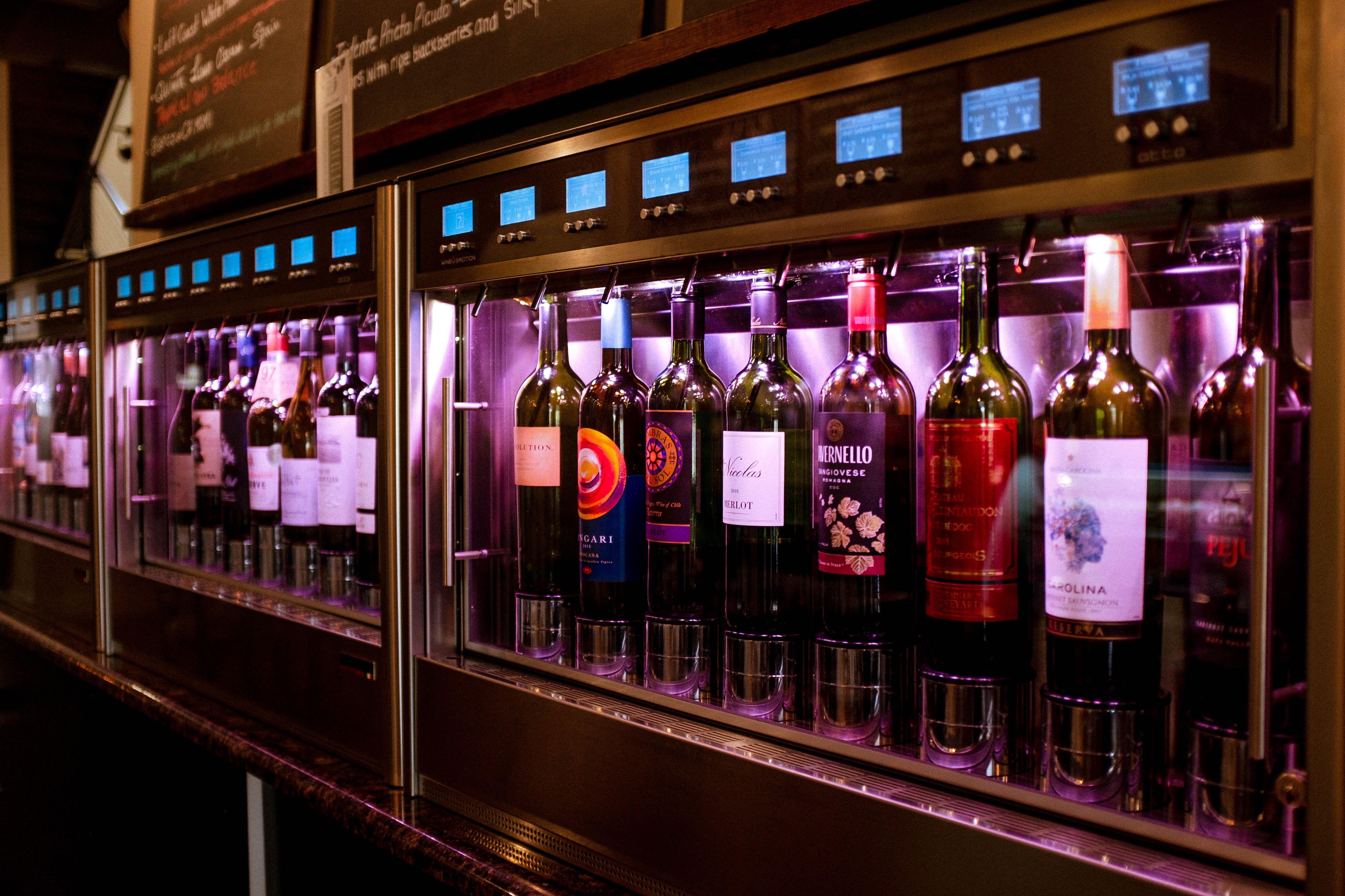 Island Grove Wine Company at Formosa Gardens