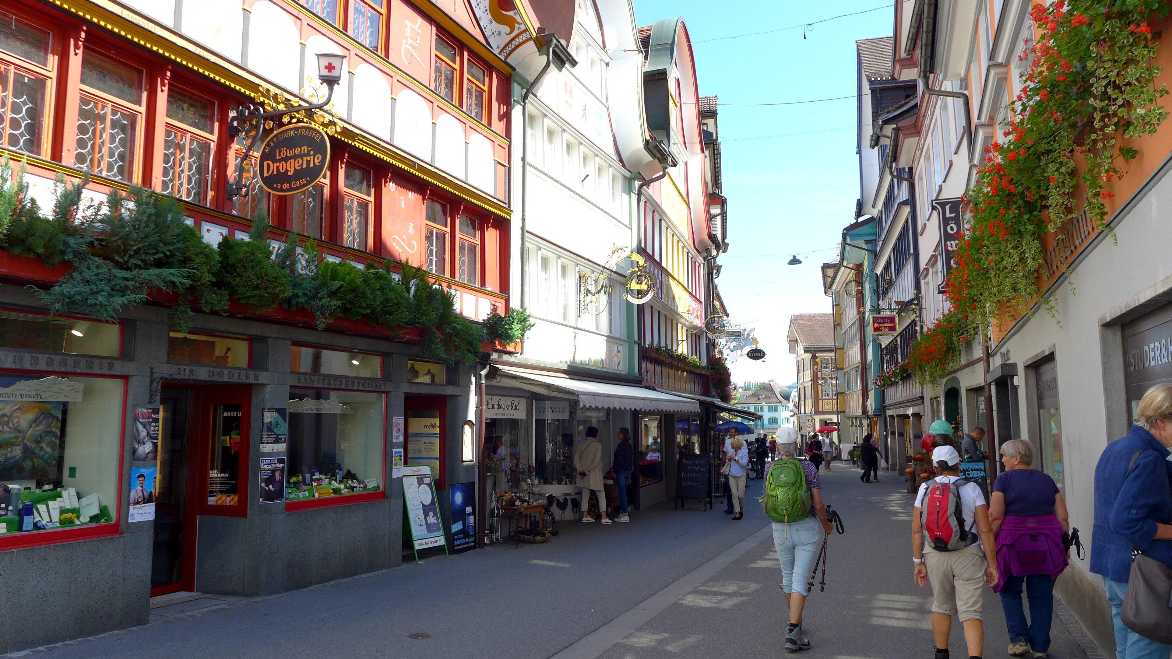 Löwen Drogerie