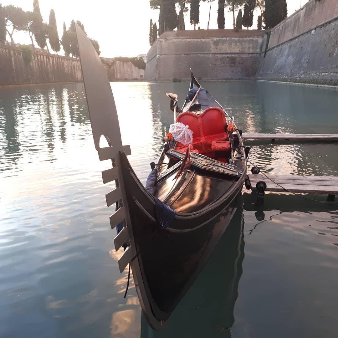 Gondola Service