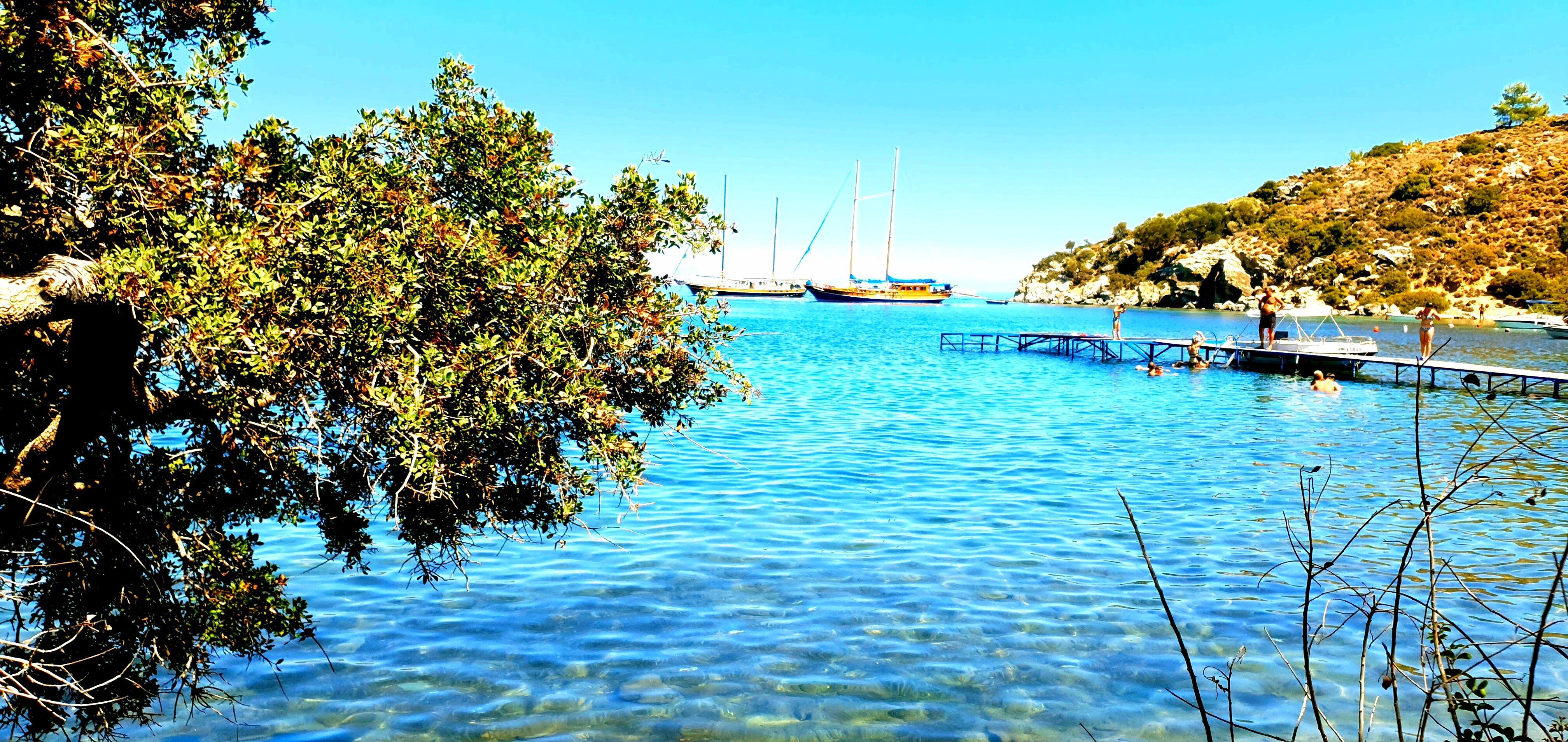 Kargi Restaurant & Green Beach