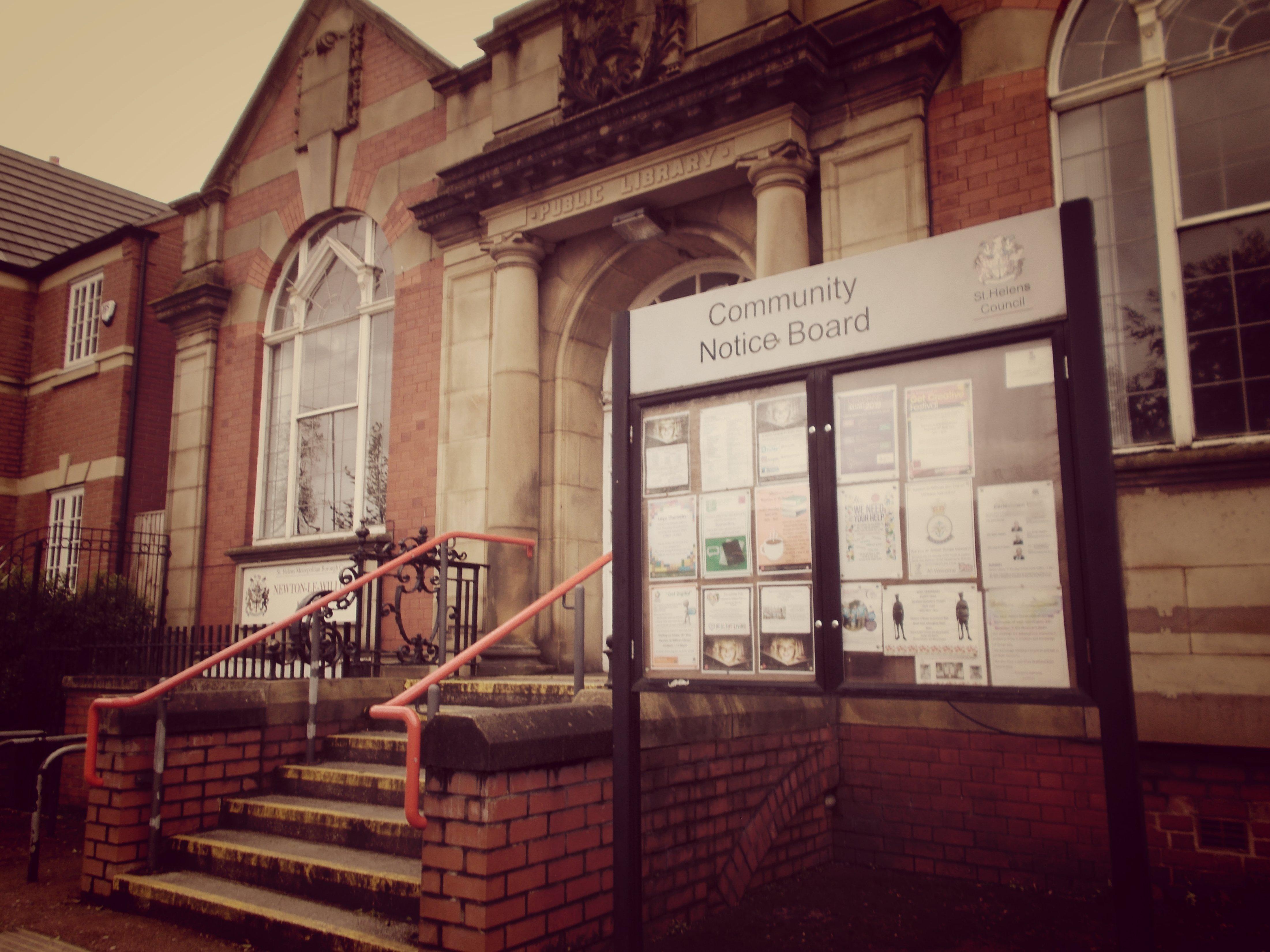 Newton-le-Willows Library