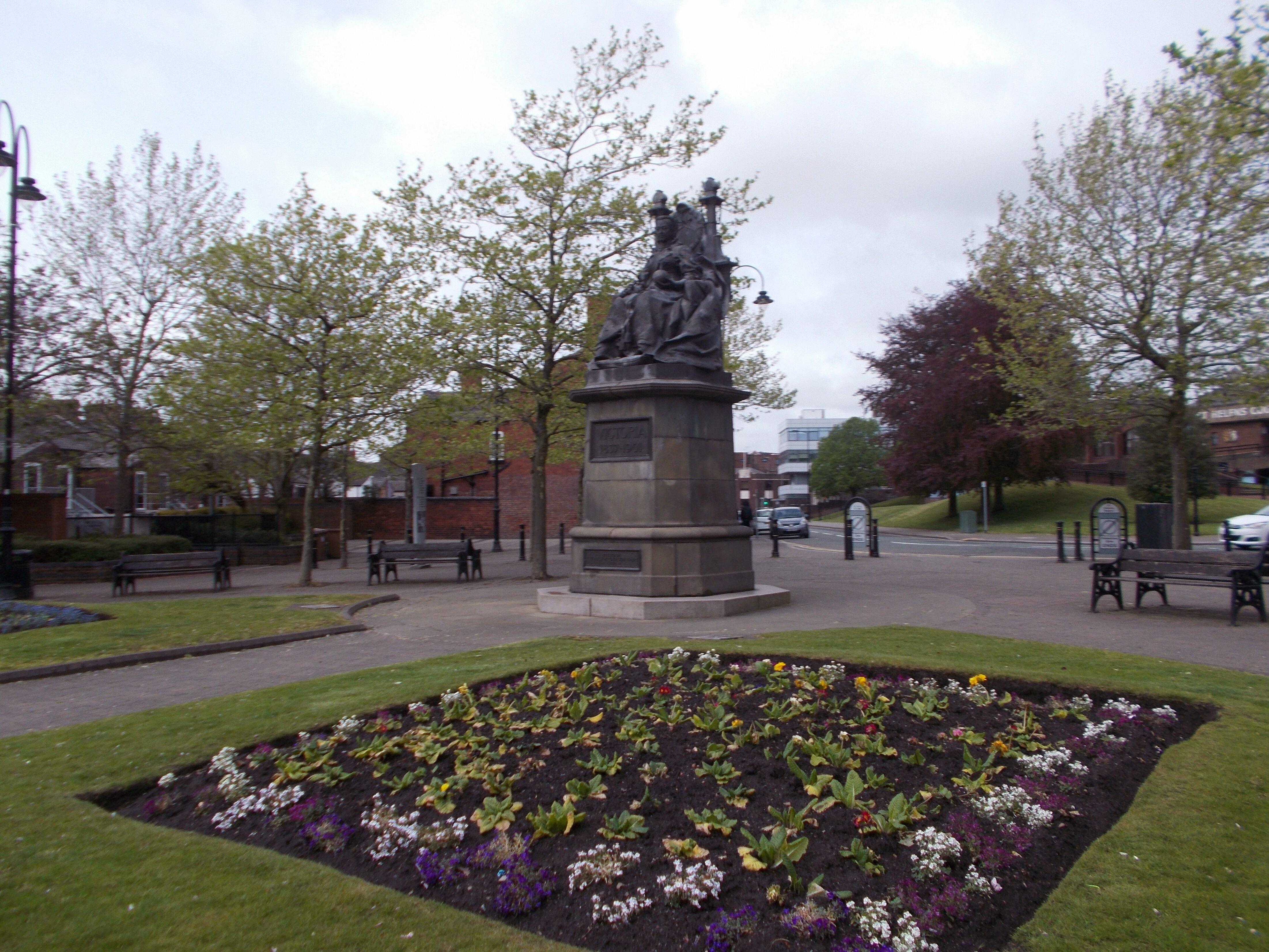 Statue Of Queen Victoria