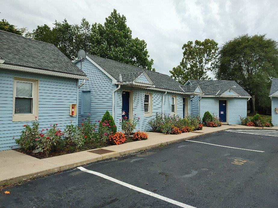 Cottage Inn & Self Storage