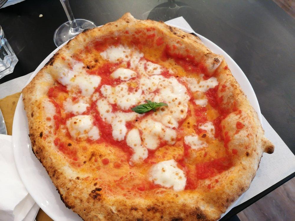 Pizzeria"+39 gourmet " di F. Tarantino & G. Pollio