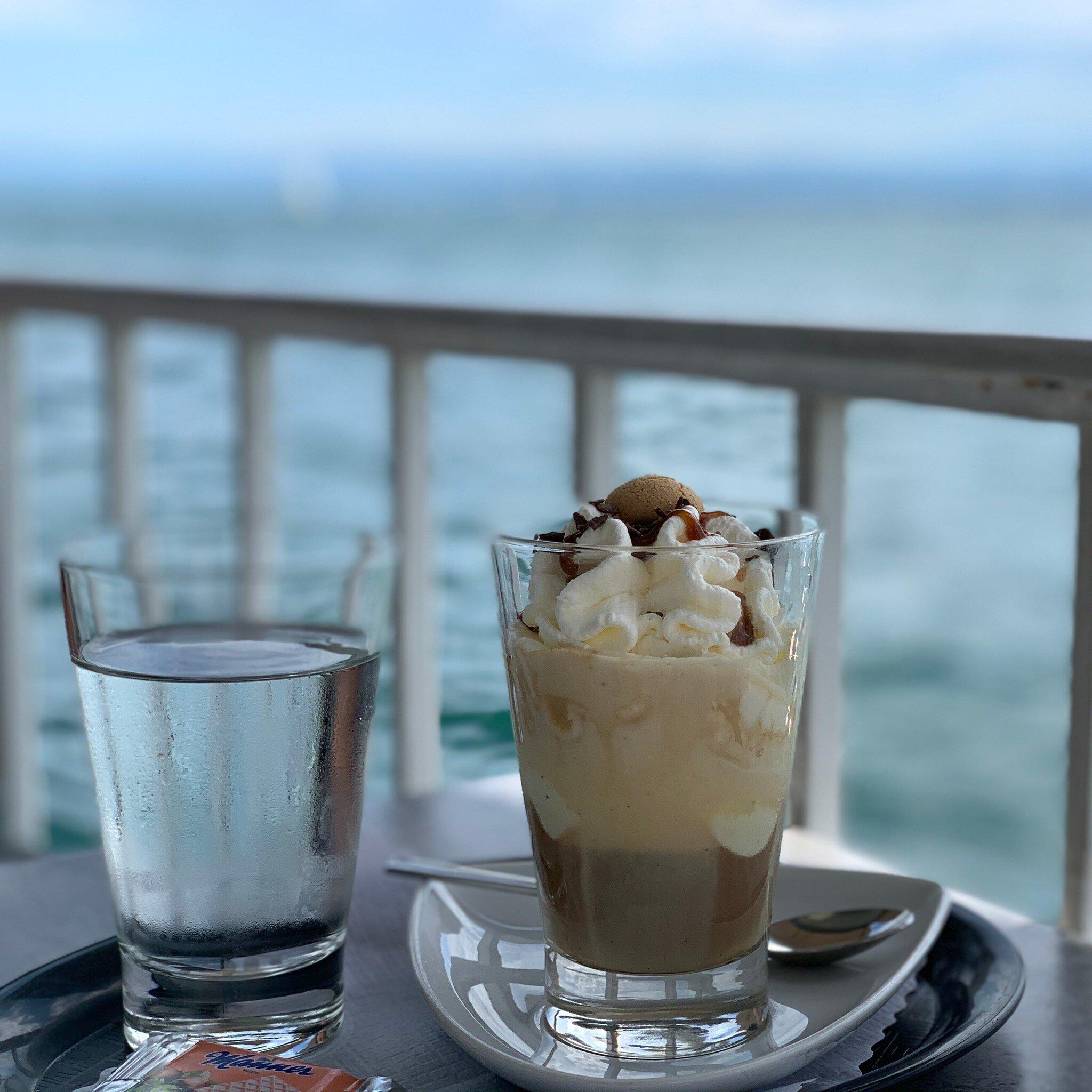 Bistro Cafe Imbiss Mowe