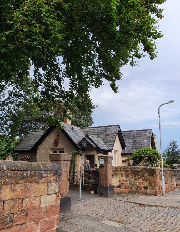 Vale House Cafe & Tea Room