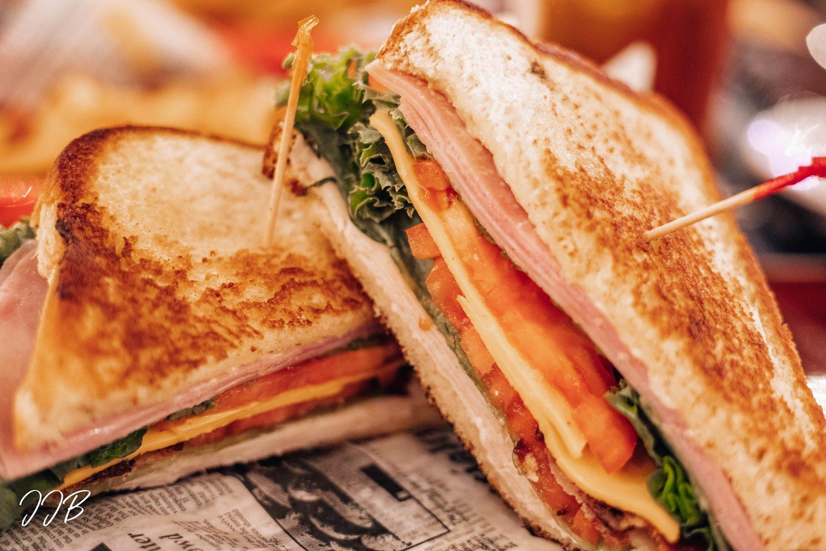 B-52’s American Bar & Grill