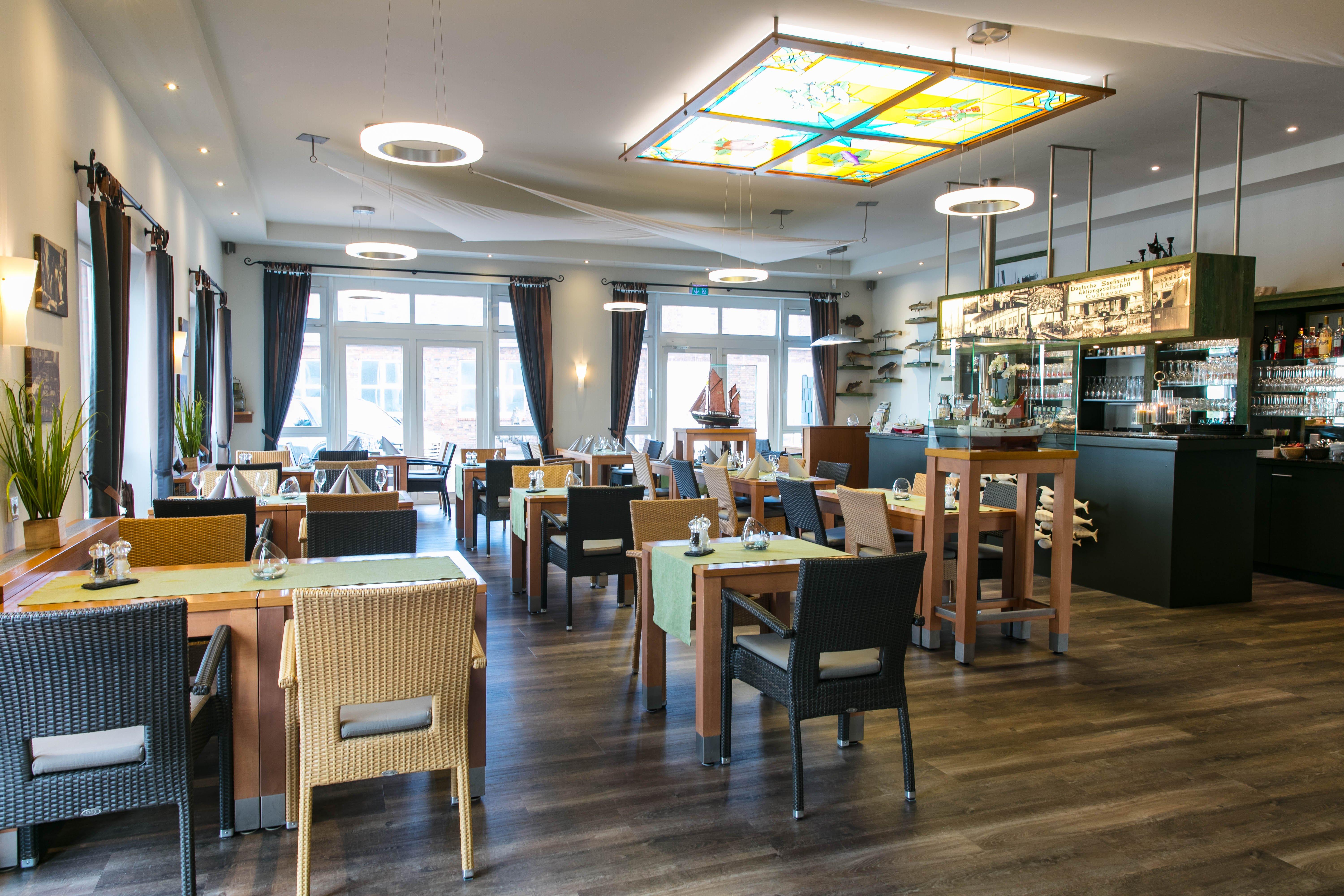 Fischereihafen Restaurant & Fischereihafen Lloyd´s