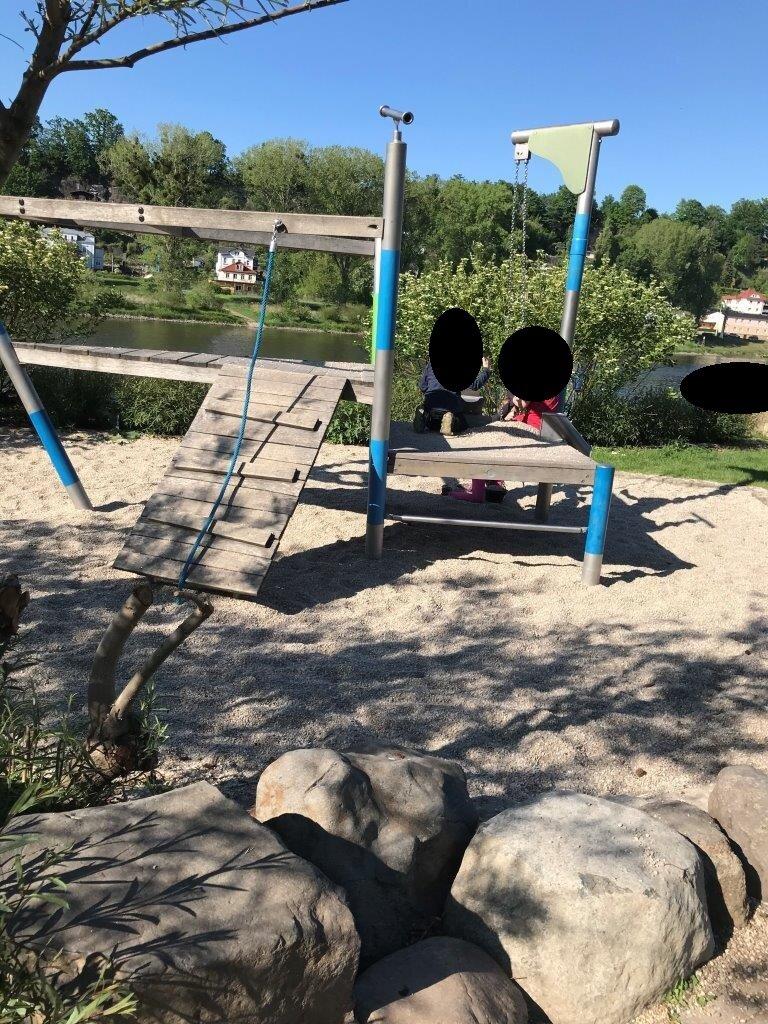 Spielplatz Elbpromenade