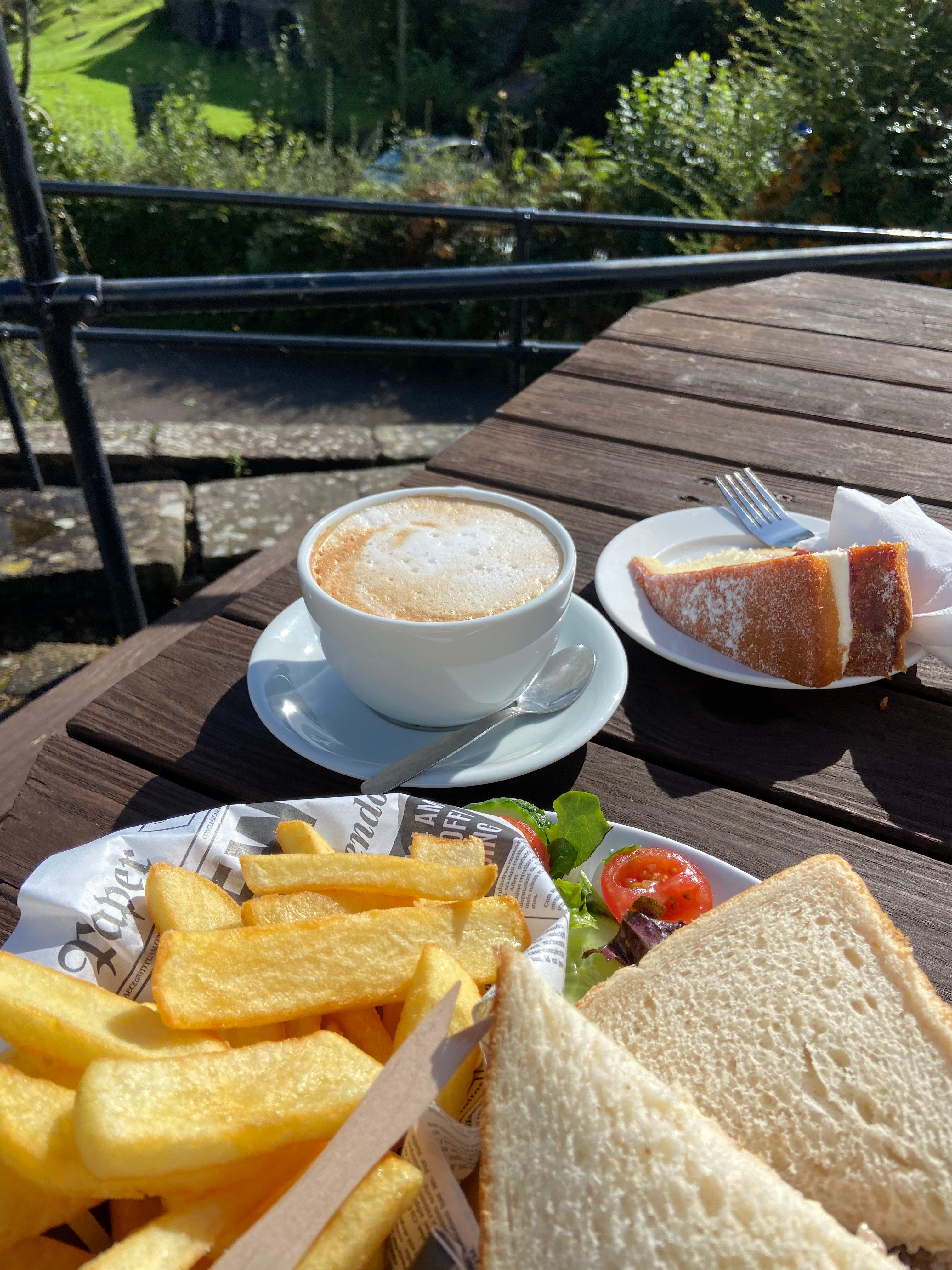 Penelope's Cafe, Goytre Wharf