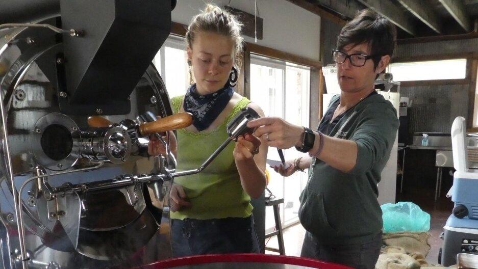 Photo by CafeinaRoasters