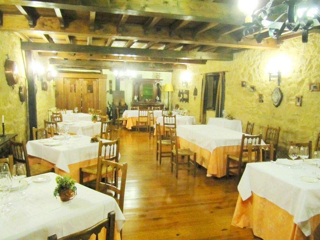 Photo by J6482GBpedrob