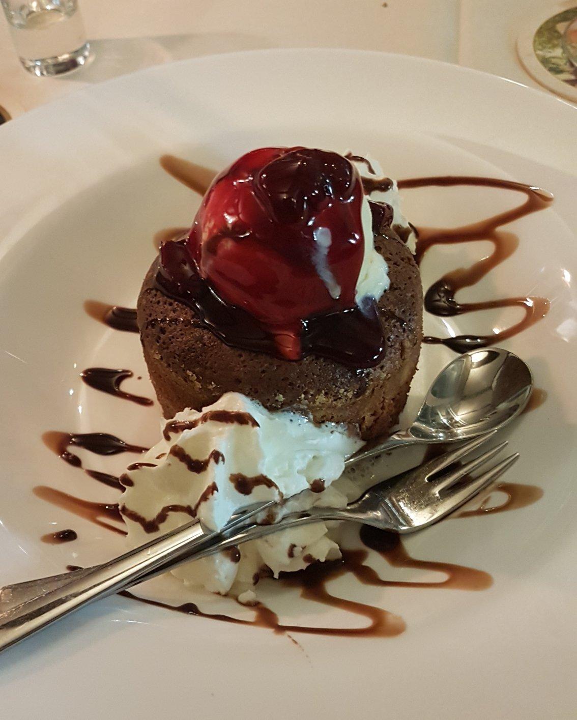 Cafe Und Restaurant Tomic