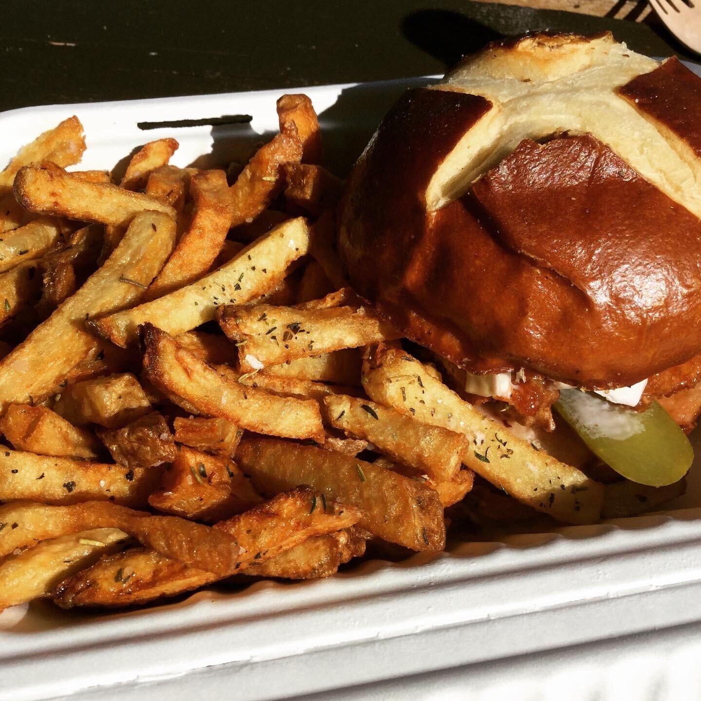 Flossie's Sandwich Parlor