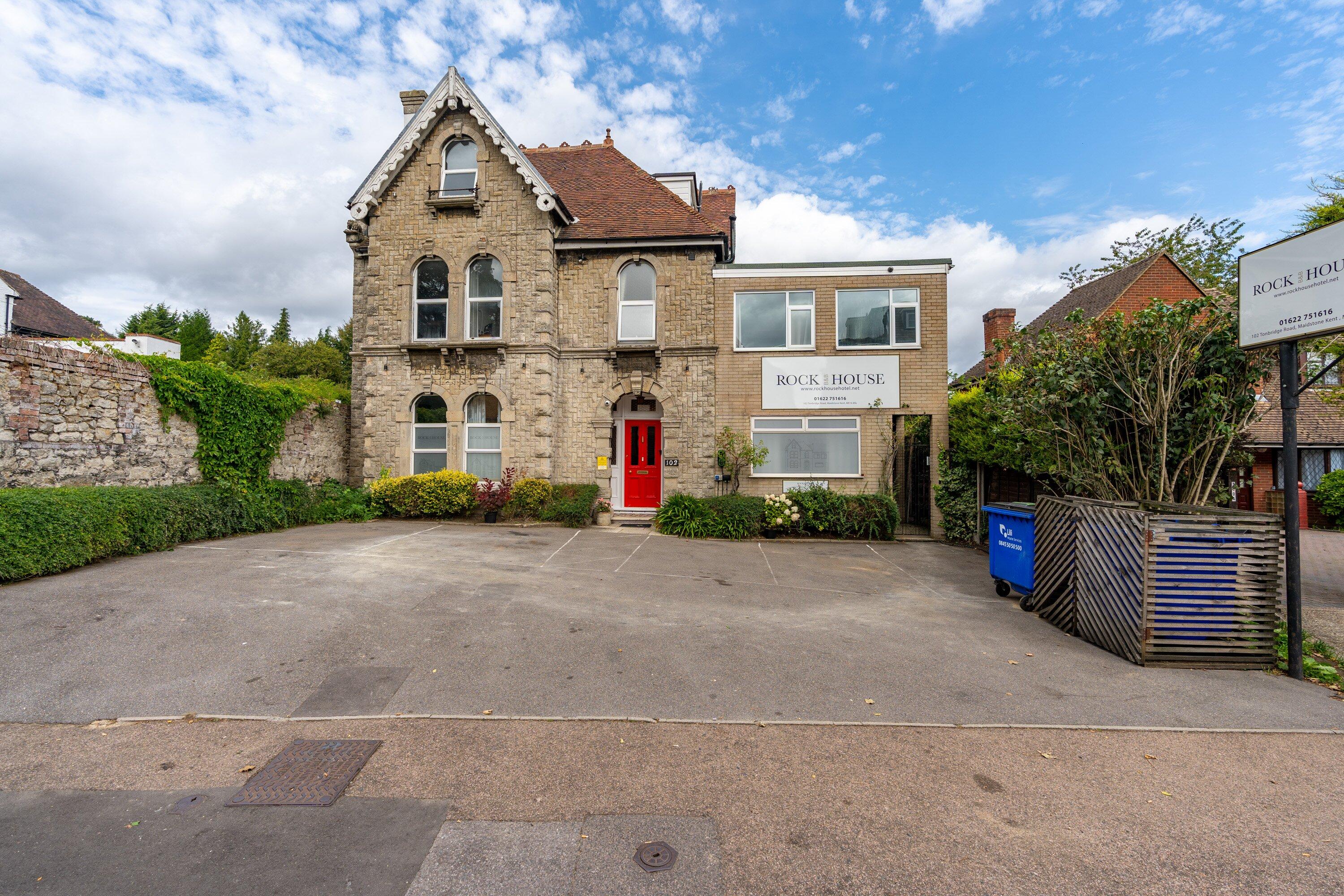 Rock House Bed and Breakfast