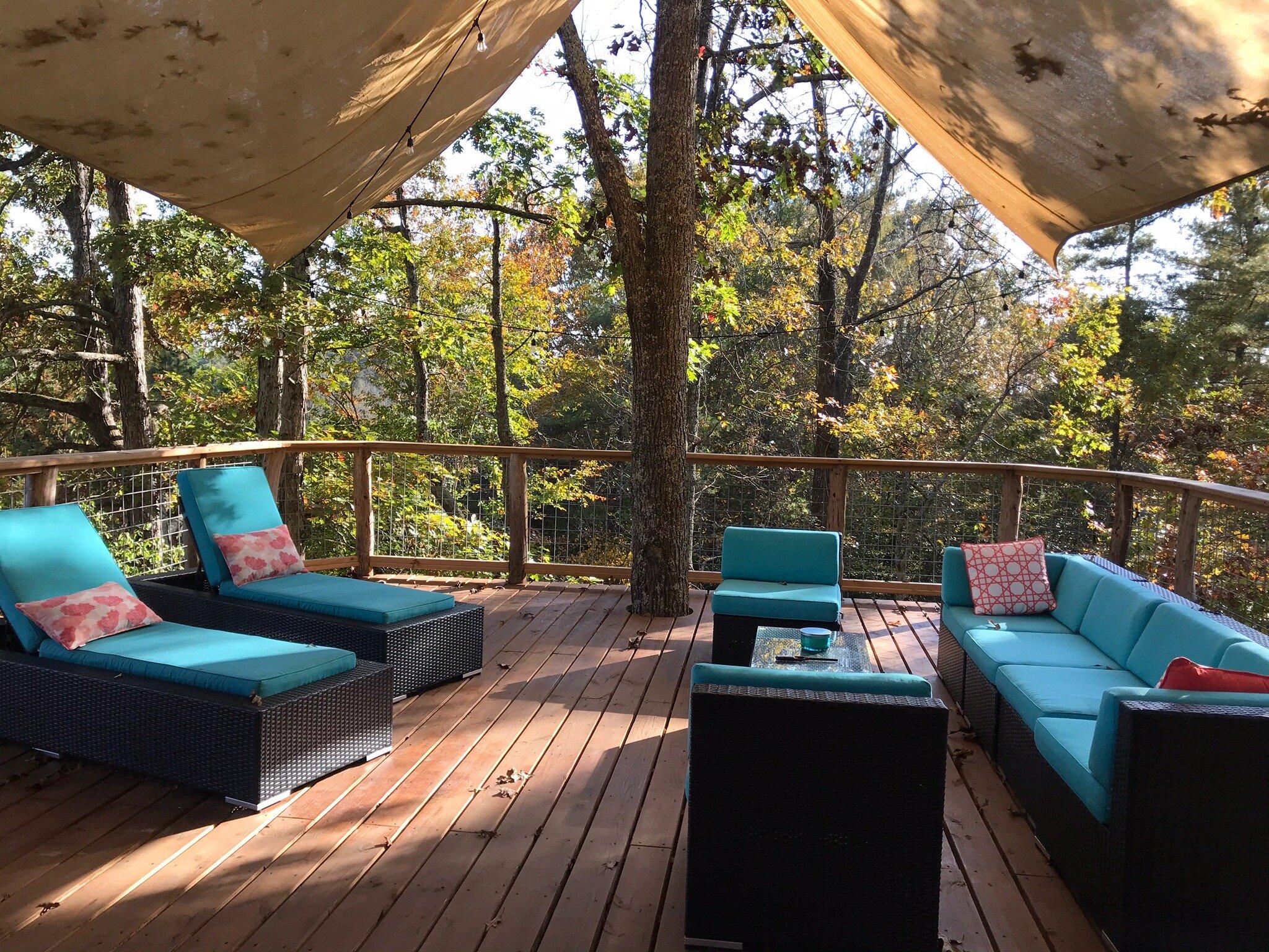 JuneBug Retro Resort