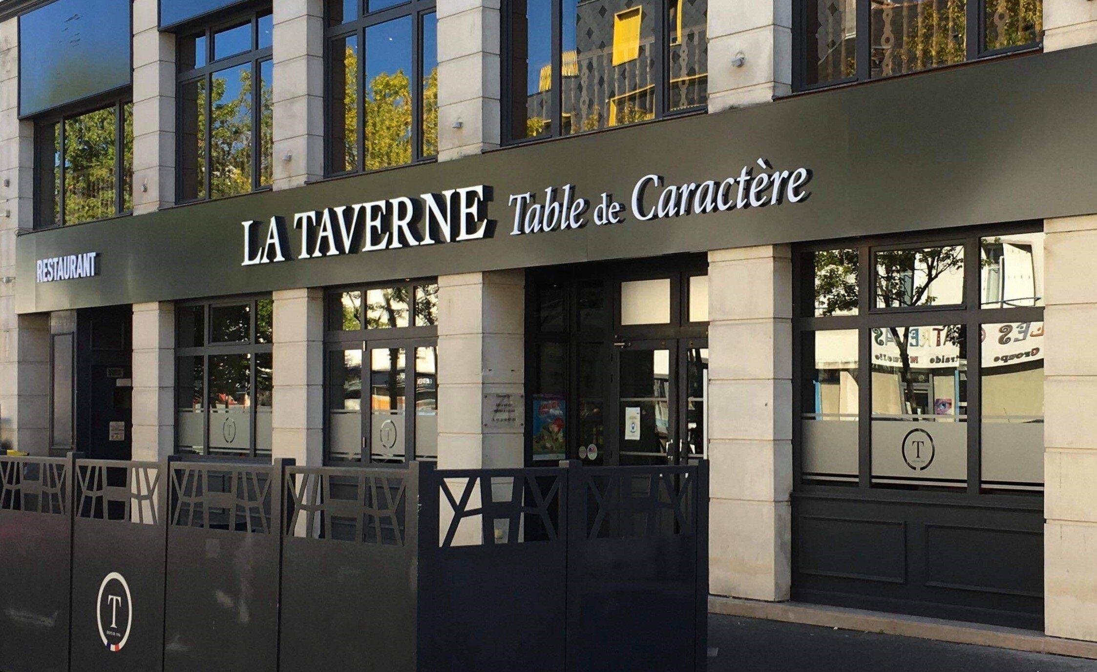 La Taverne Saint-Nazaire - Table de Caractère