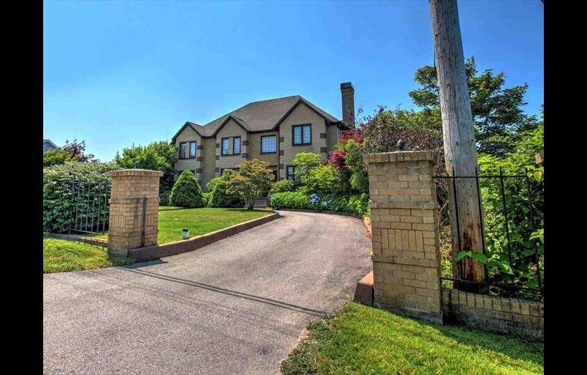 Summers Bed And Breakfast