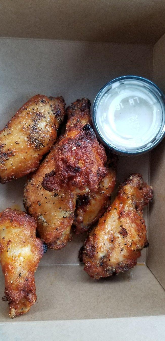 Angelina's Famous Pizza