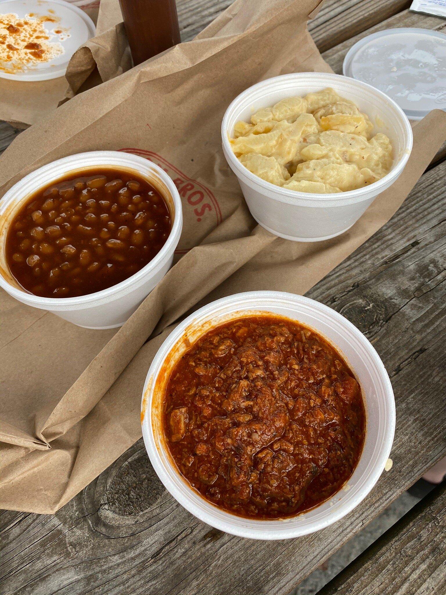 Fox Bros Bar-b-que Que-osk