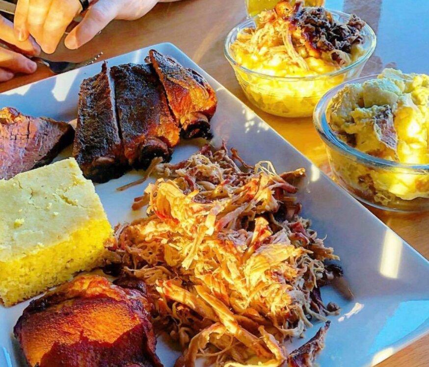 Carnivores Meats + Drinks