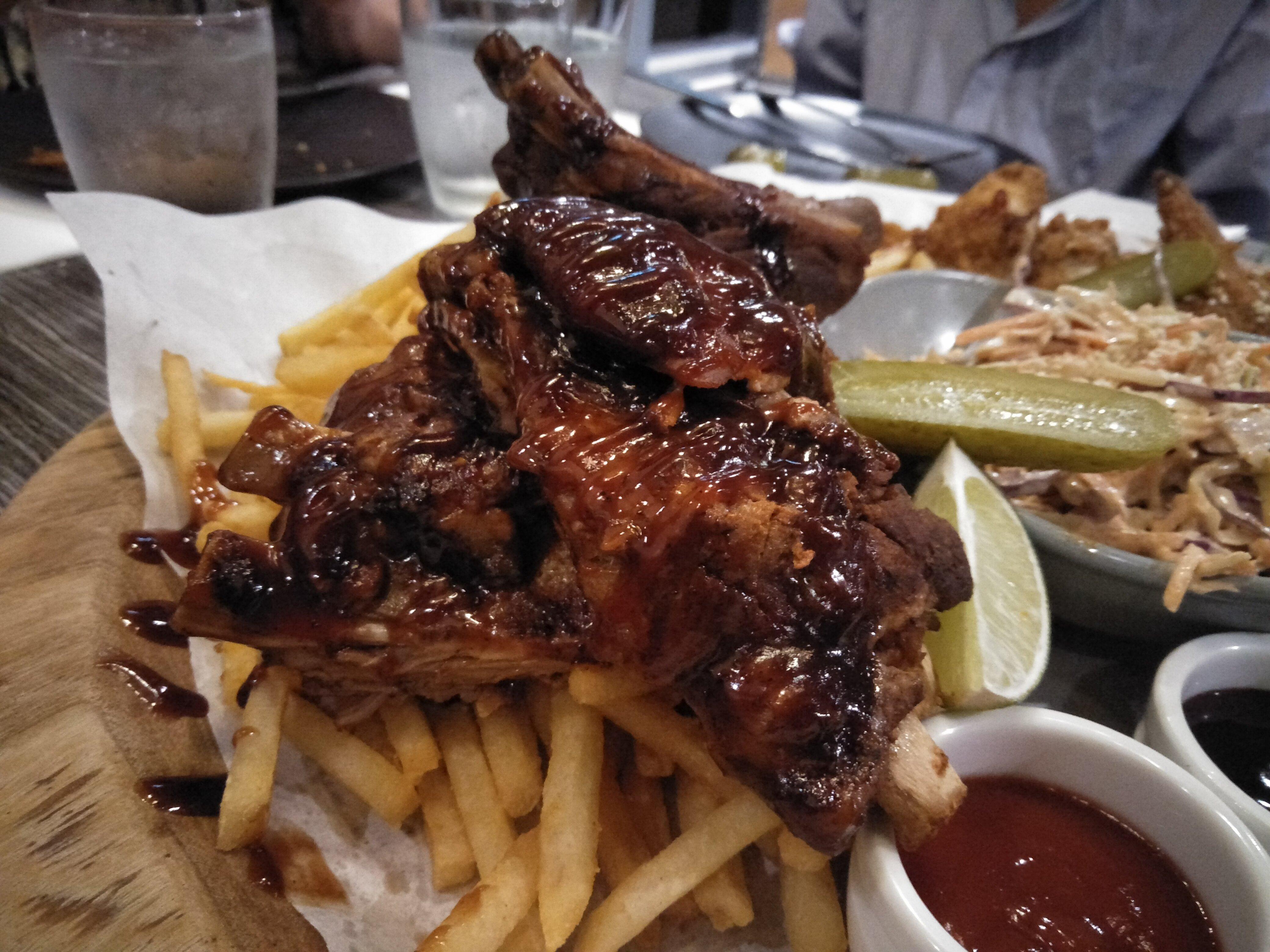 Sapphire Bar & Grill