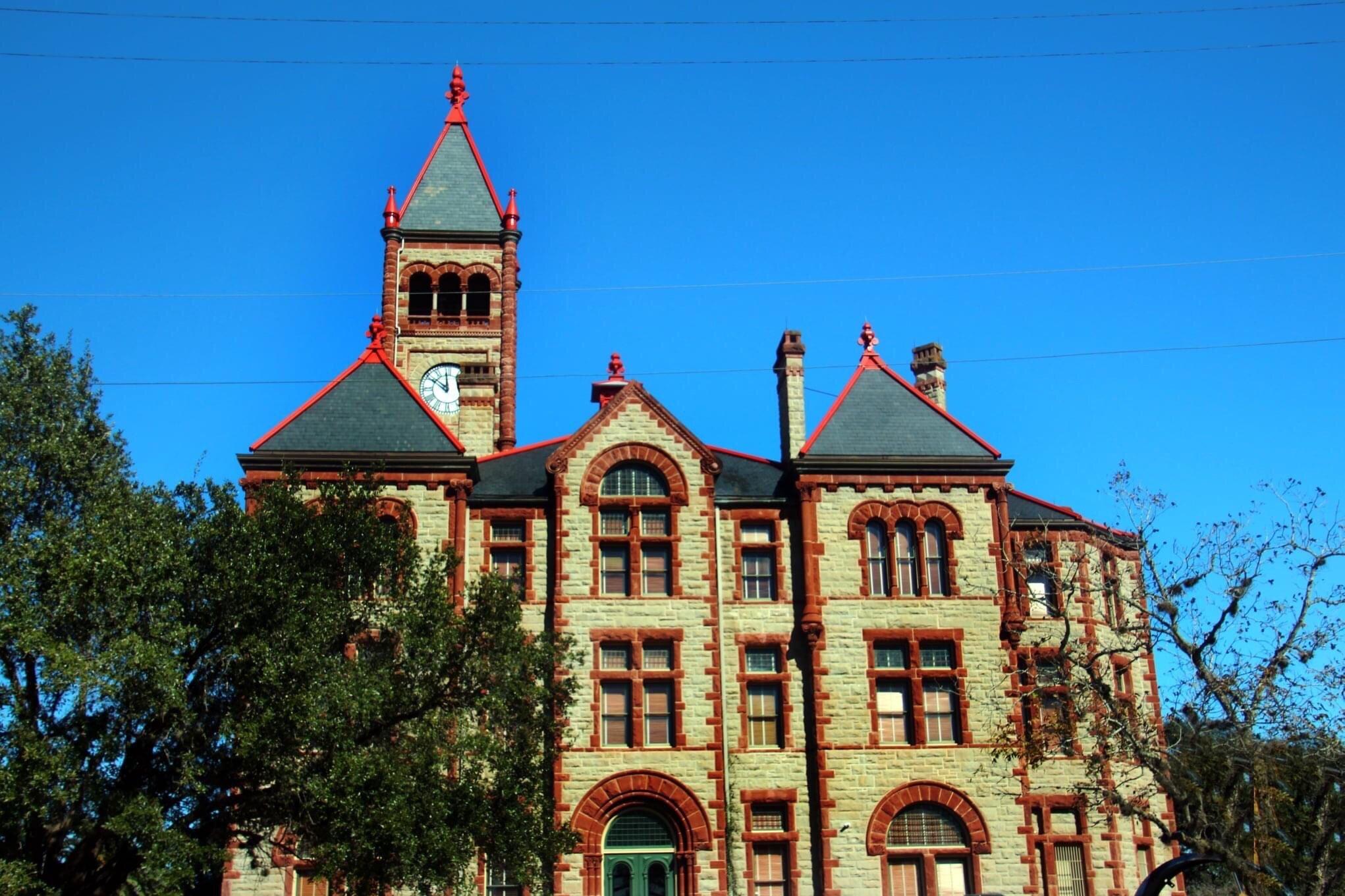 Dewitt County Courthouse
