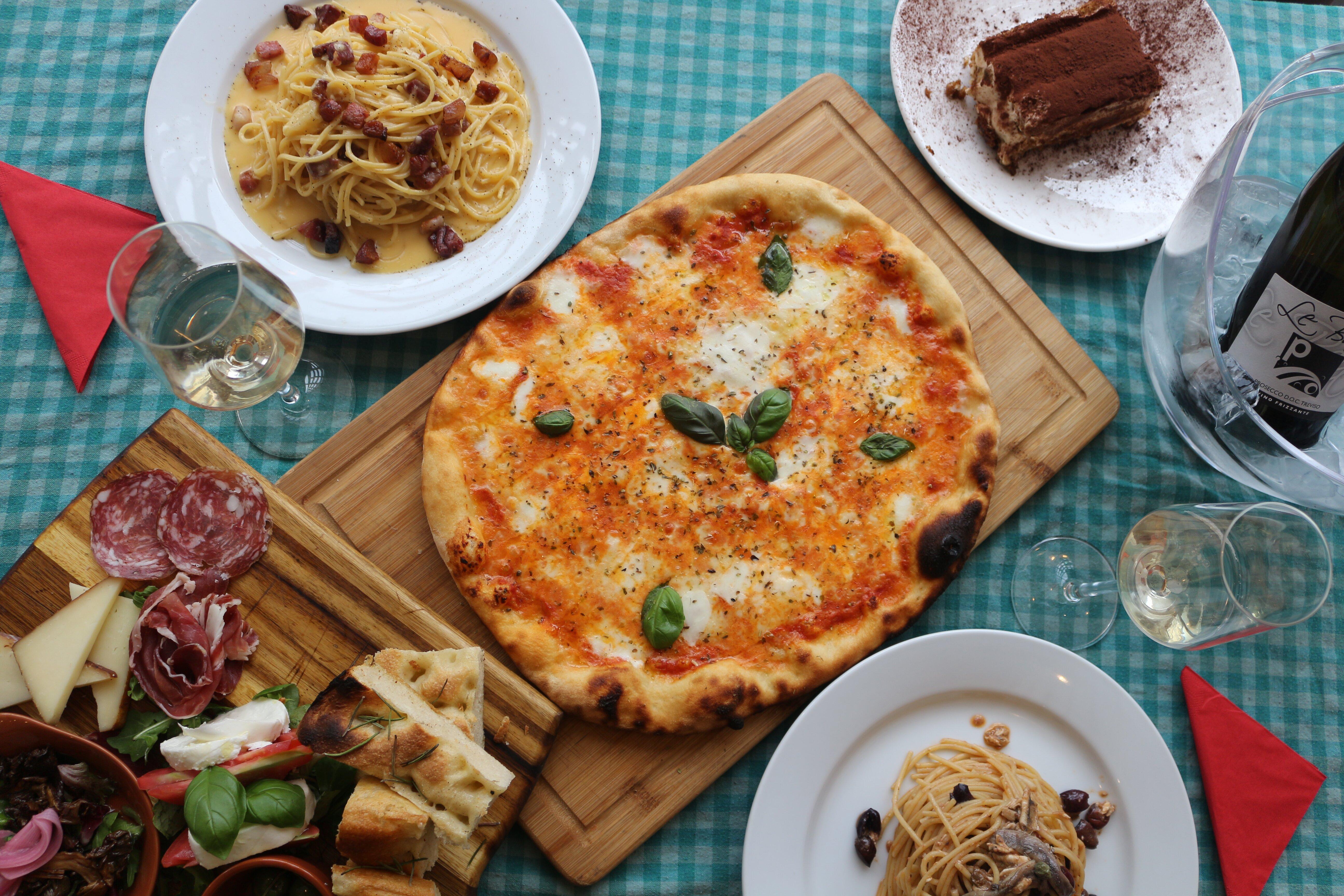 Maurizio Dining & Co.