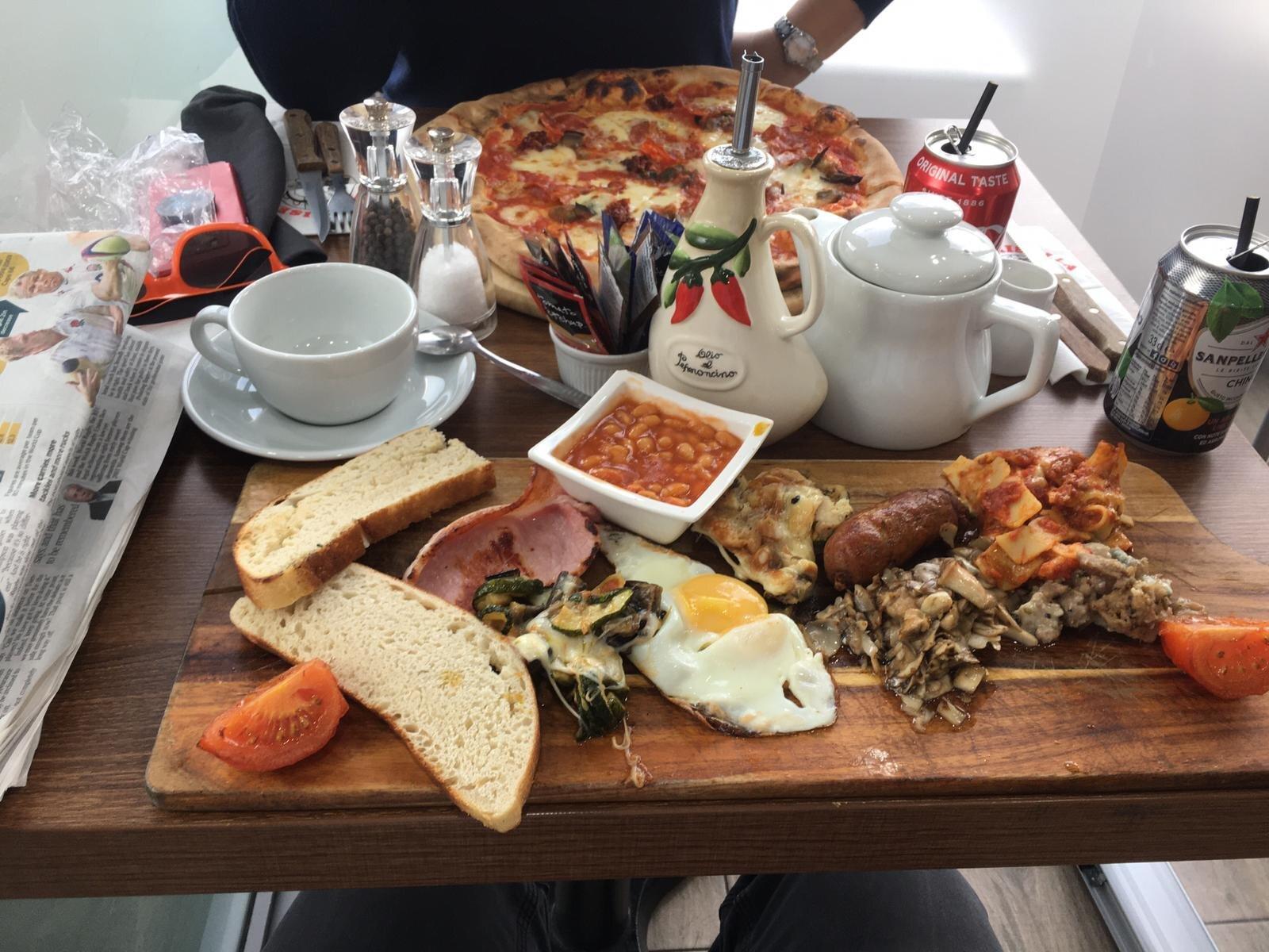 Calabrisella Cathays