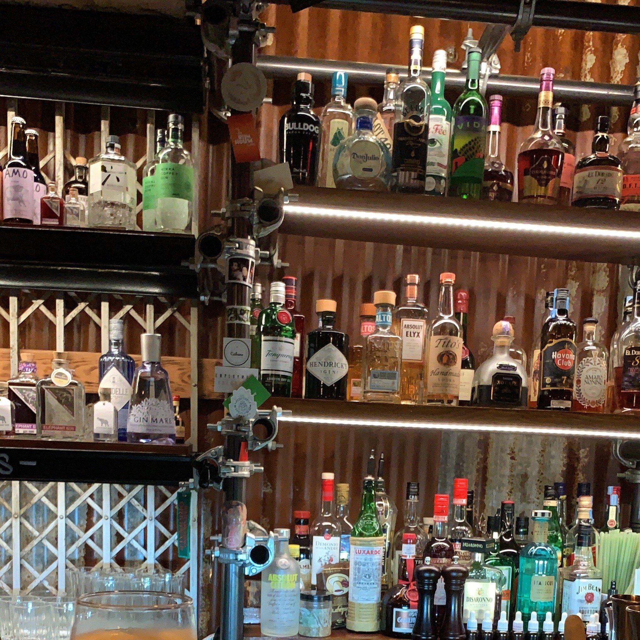 Imprensa cocktail & oyster bar