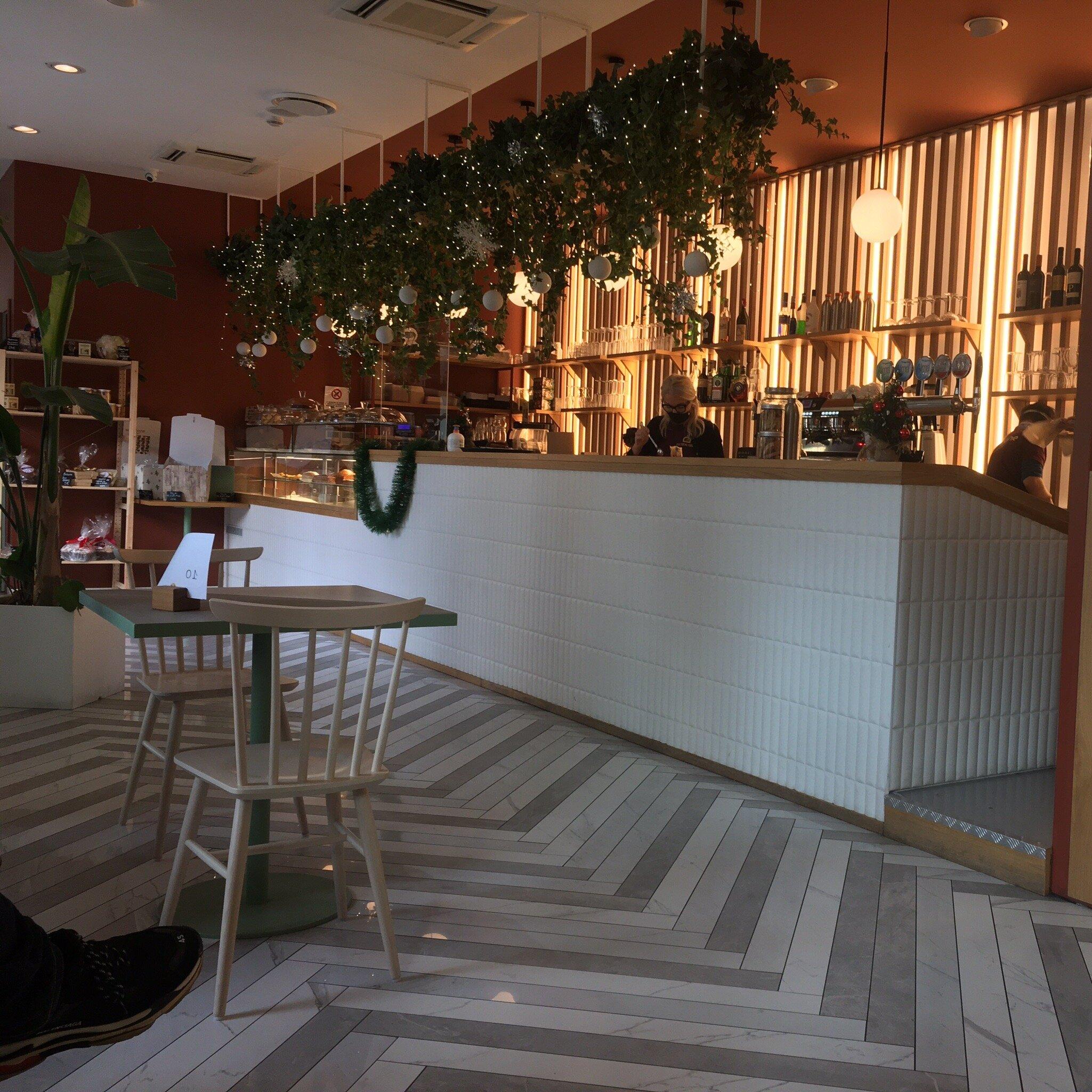 Welldone Cils Social Food