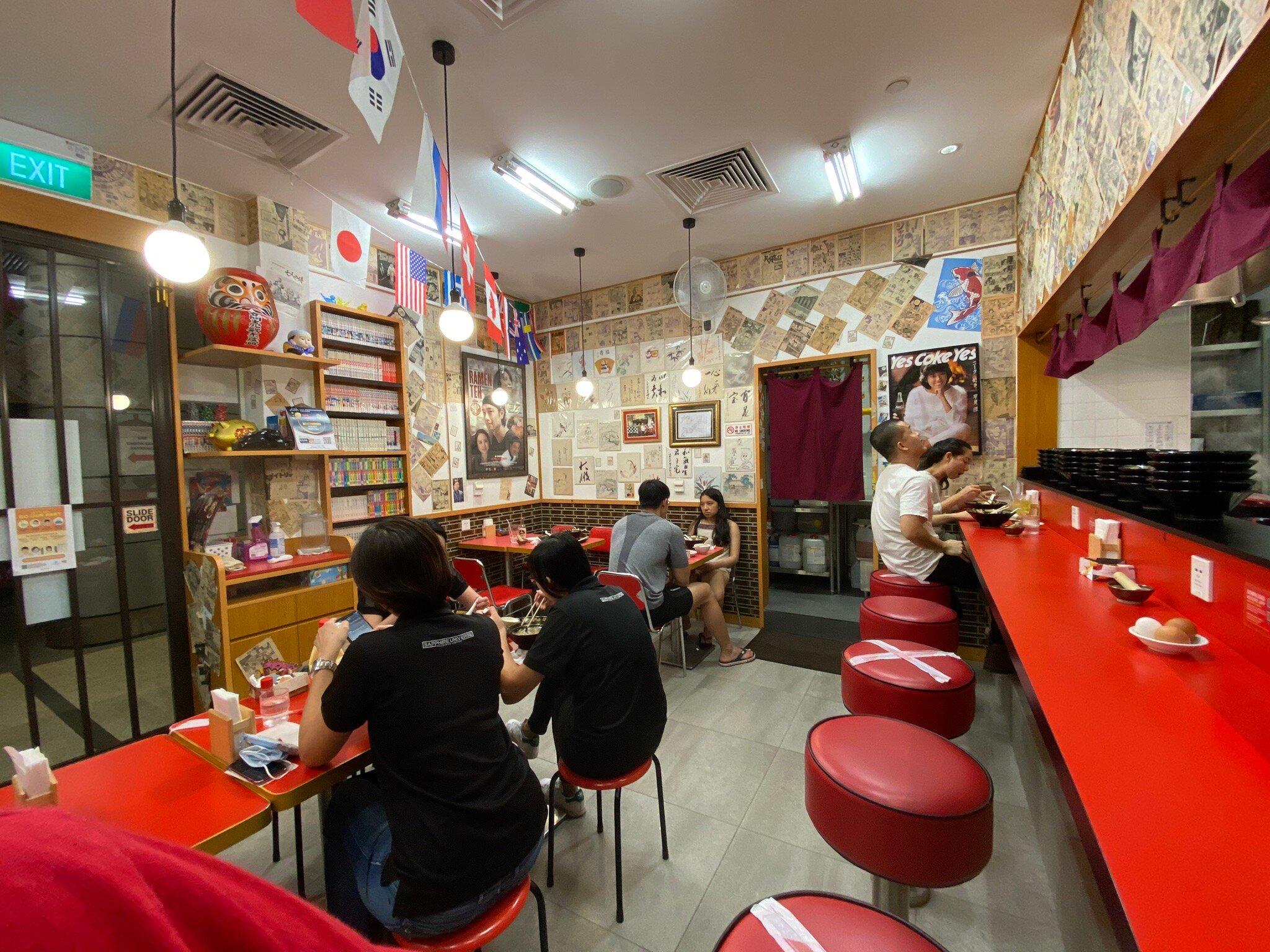 Photo by wesleywaisiu