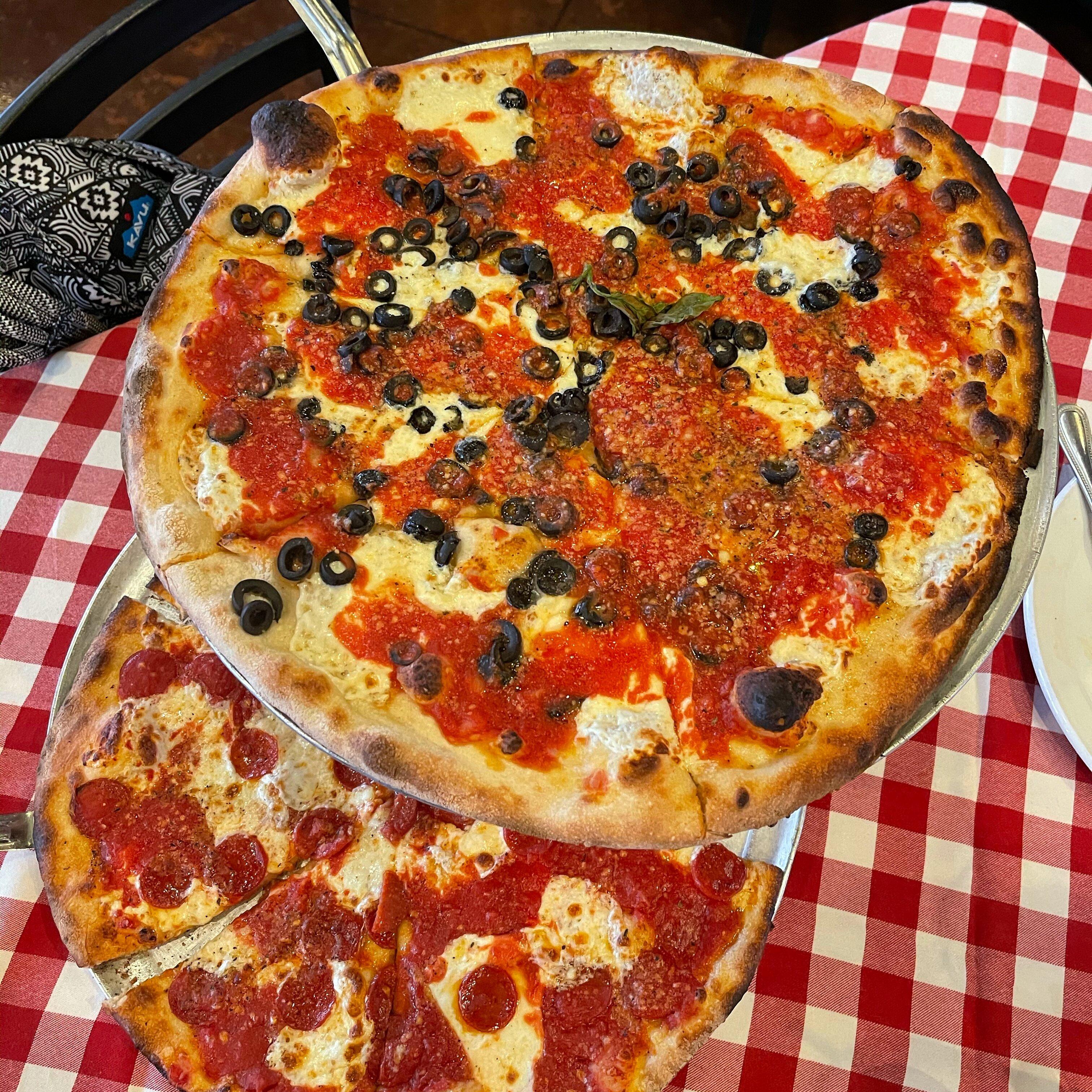 Grimaldi's Pizzeria