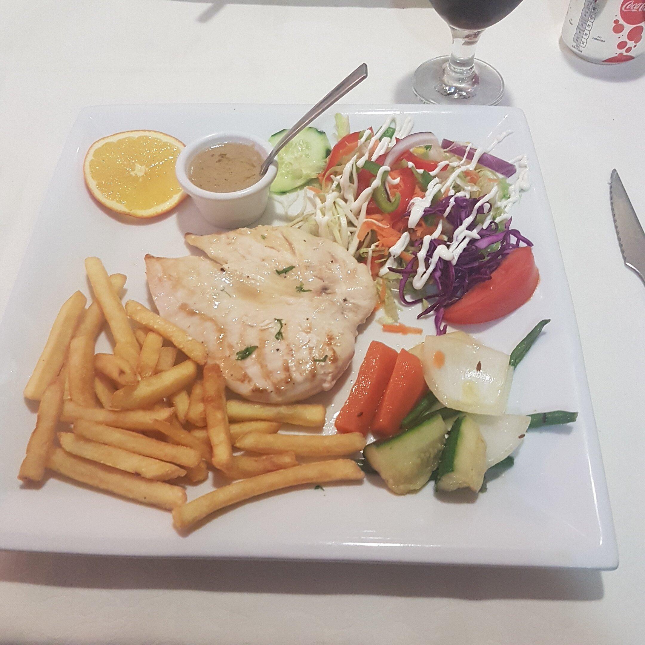 Everest Bar & Restaurant