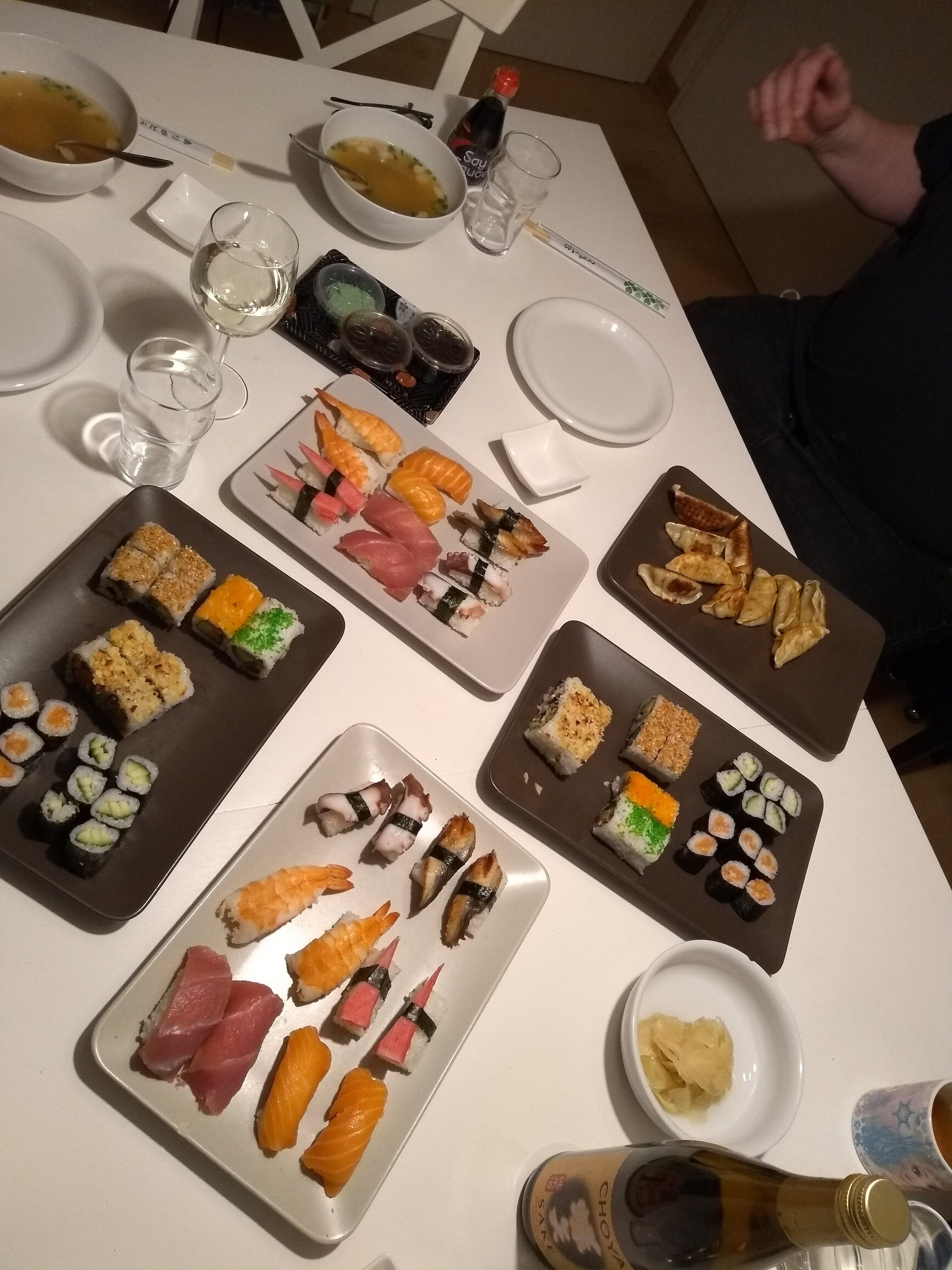 Jade Running-Sushi Restaurant